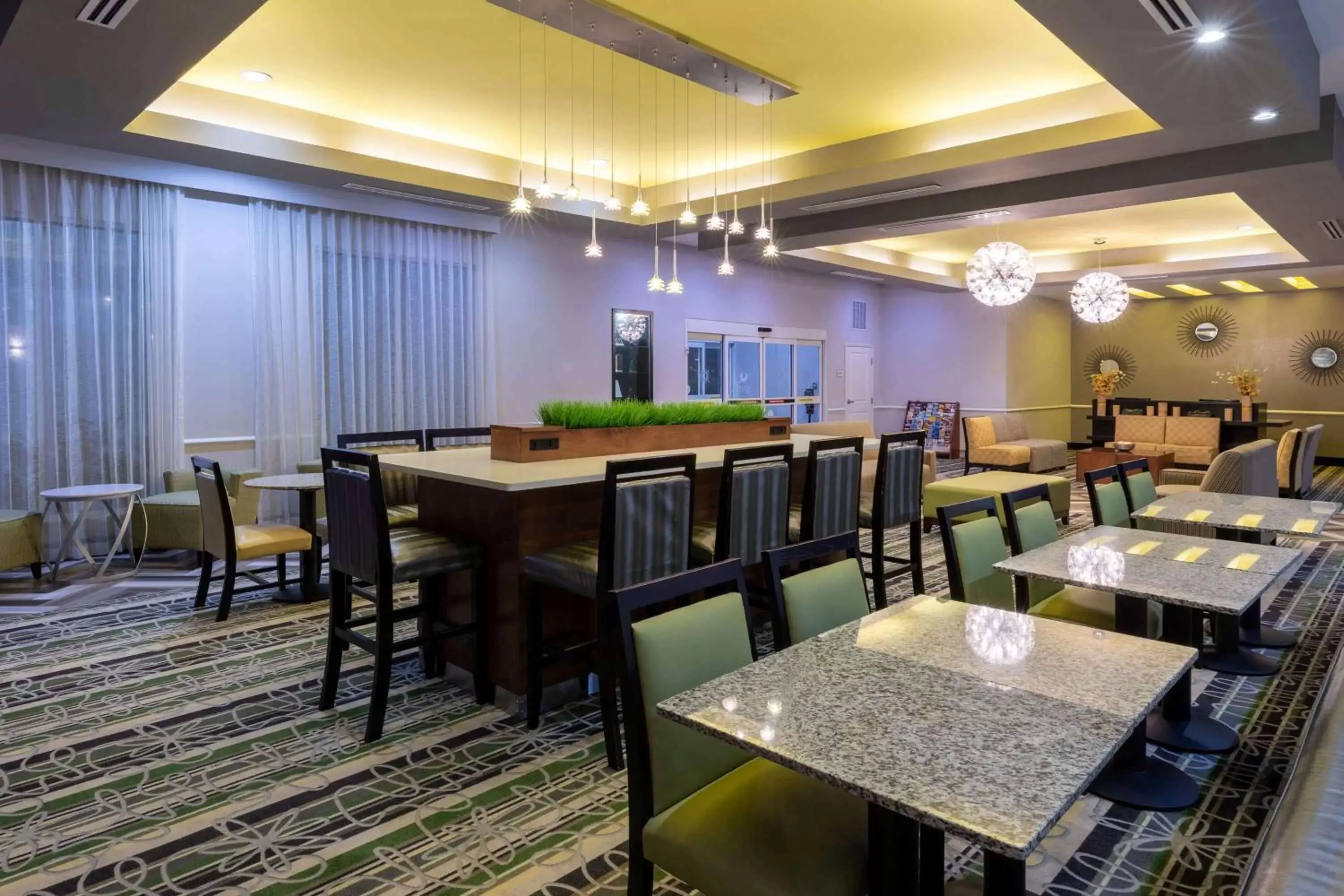 Lobby or reception, Restaurant/Places to Eat in La Quinta by Wyndham Houston NW Beltway8/WestRD