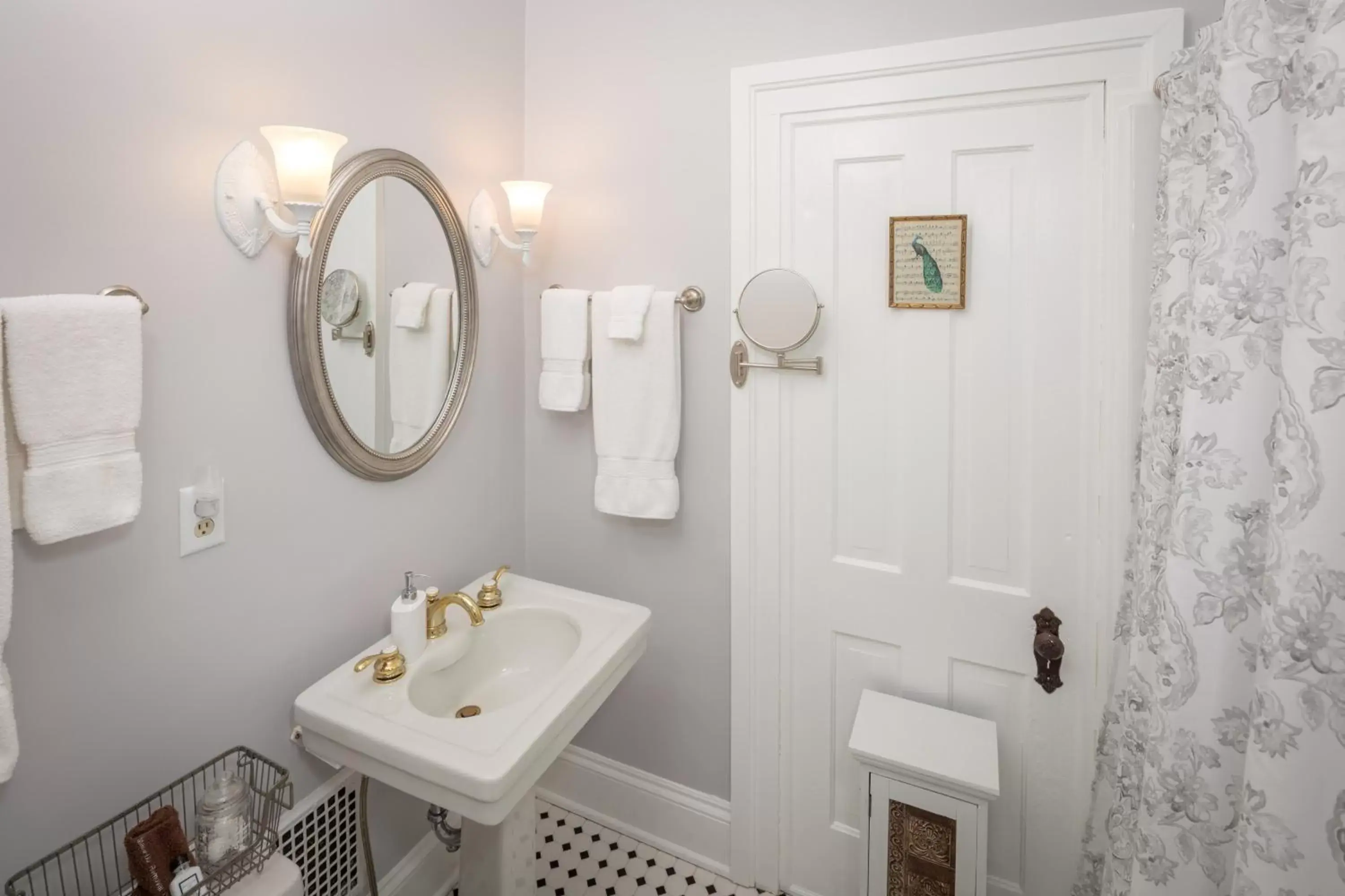 Bathroom in Aldrich Guest House