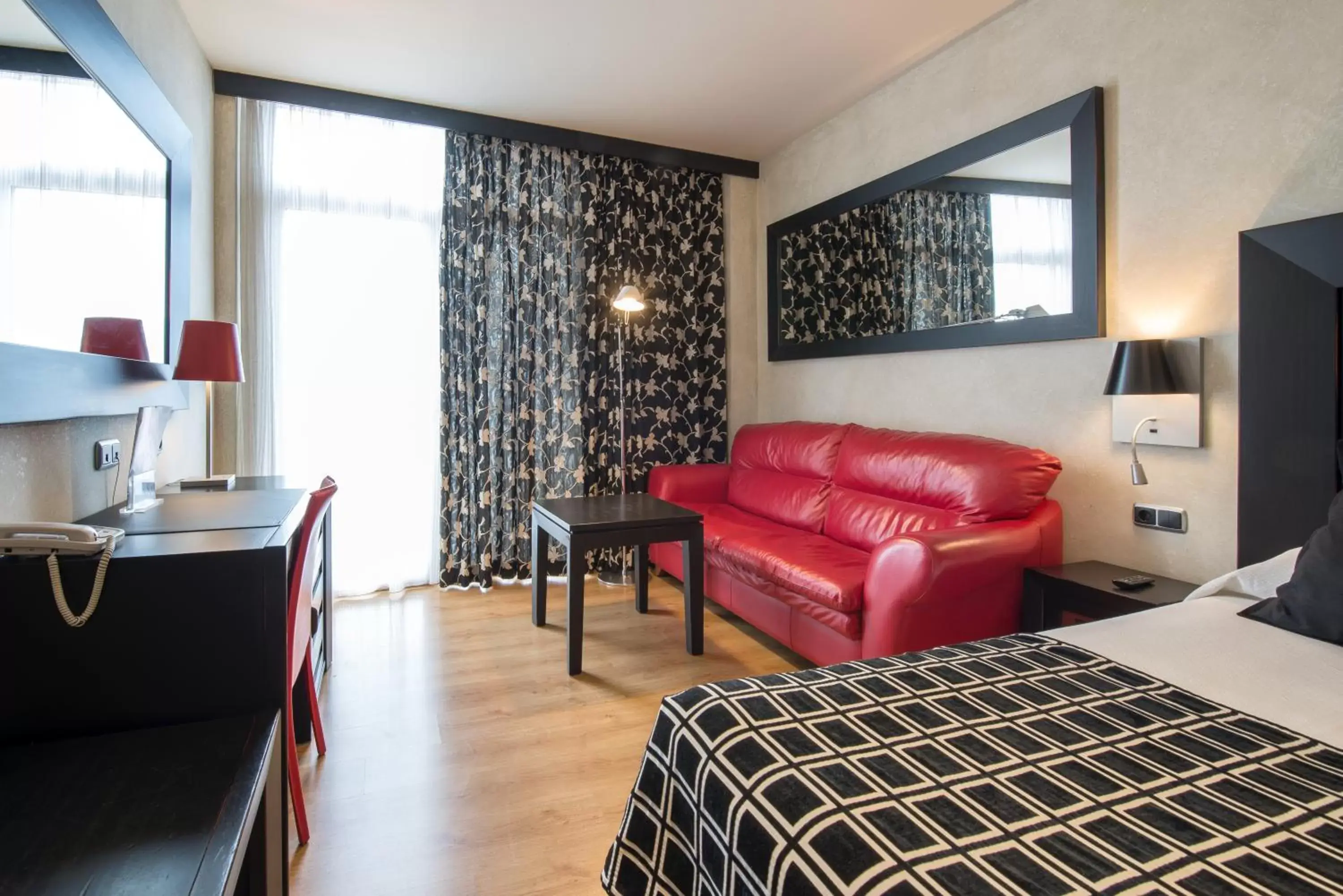 Bedroom, Seating Area in Salles Hotel Málaga Centro