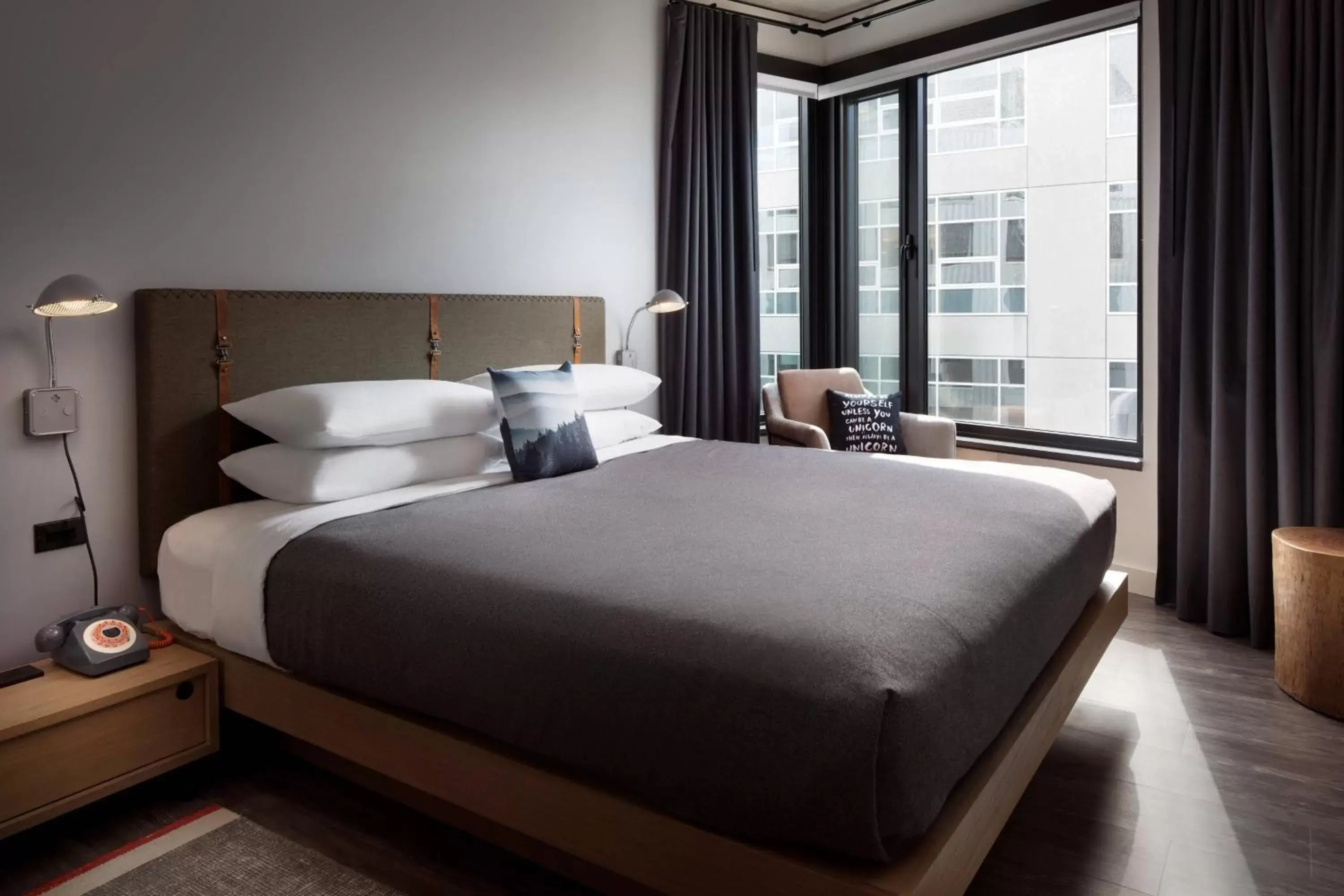 Photo of the whole room, Bed in MOXY Seattle Downtown