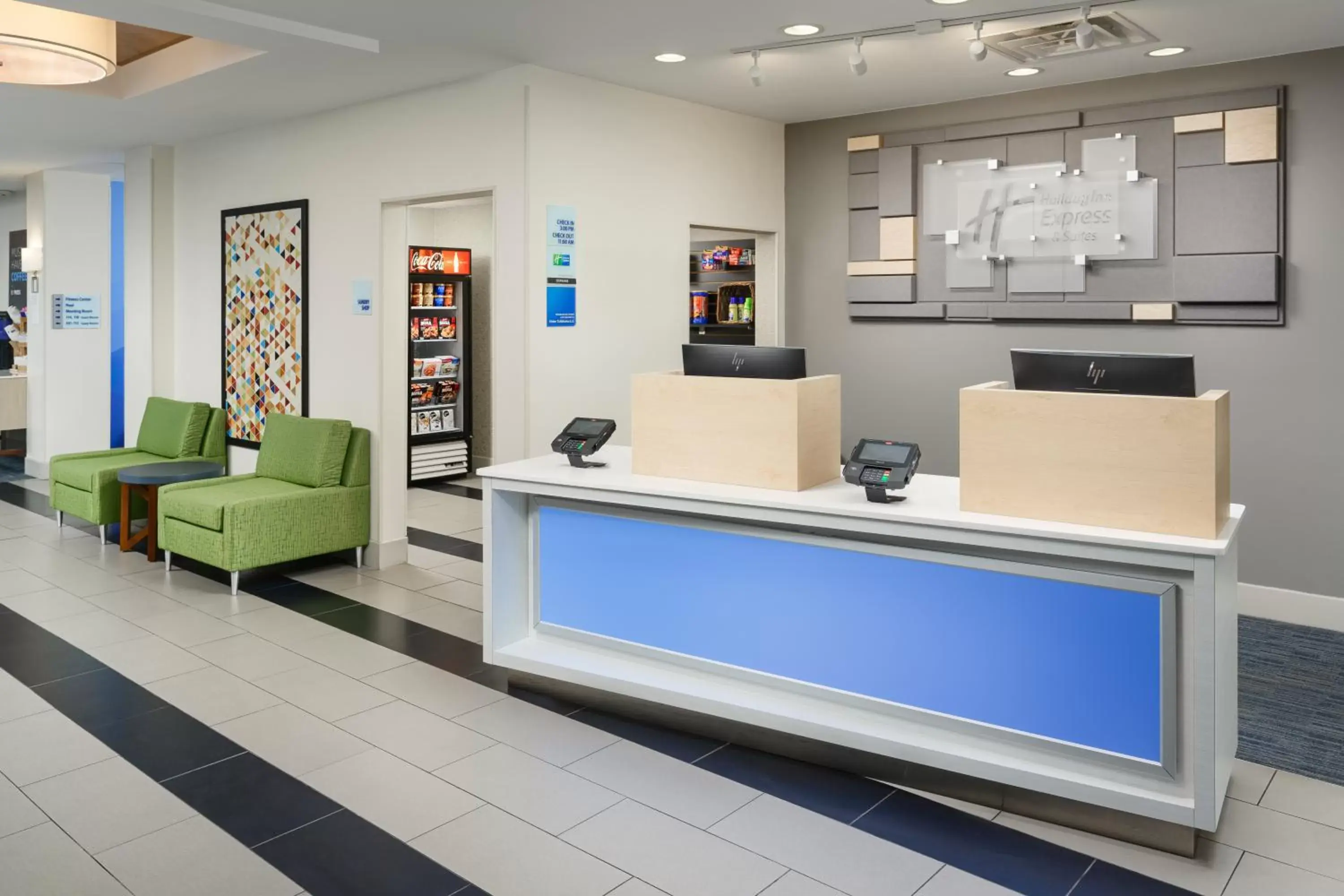 Lobby or reception in Holiday Inn Express - Tullahoma by IHG Lobby or reception in Holiday Inn Express - Tullahoma by IHG