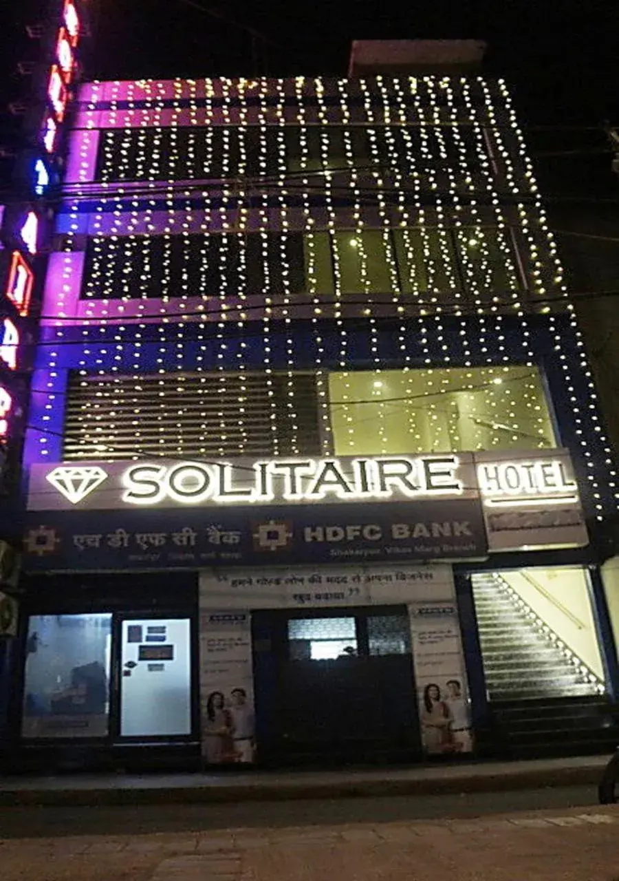 Property Building in Solitaire Hotel