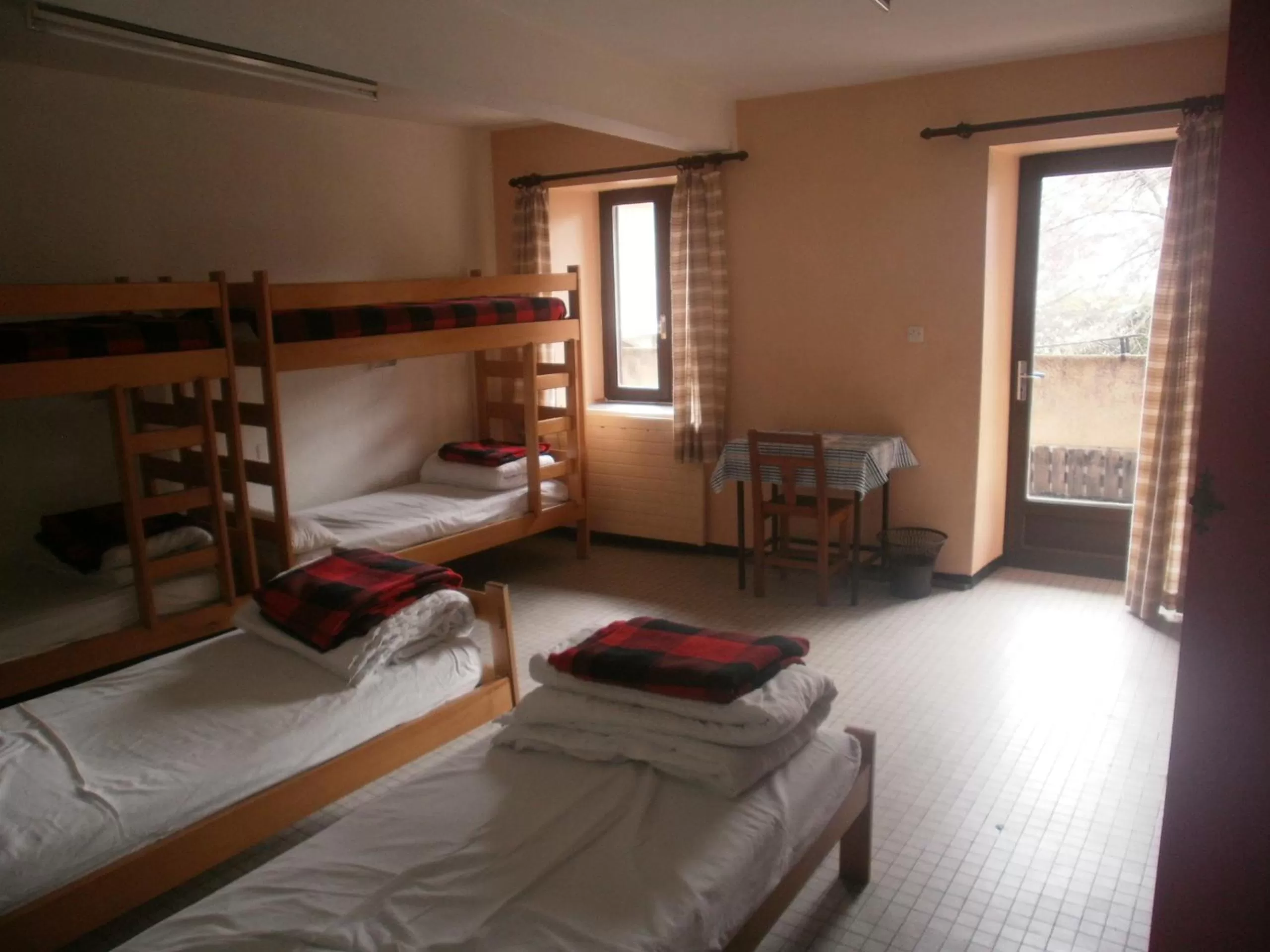 Bed in Cap Verb Guillestre