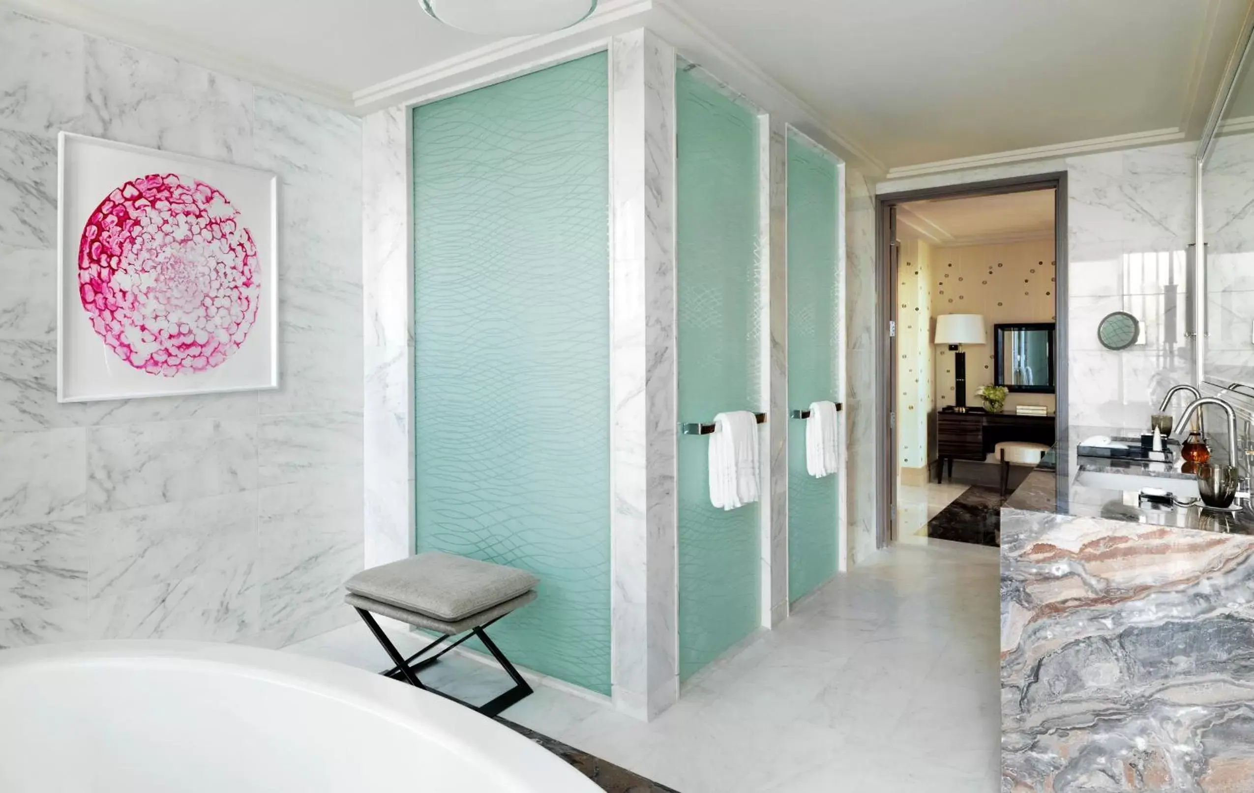Bathroom, Seating Area in Four Seasons Hotel Abu Dhabi at Al Maryah Island