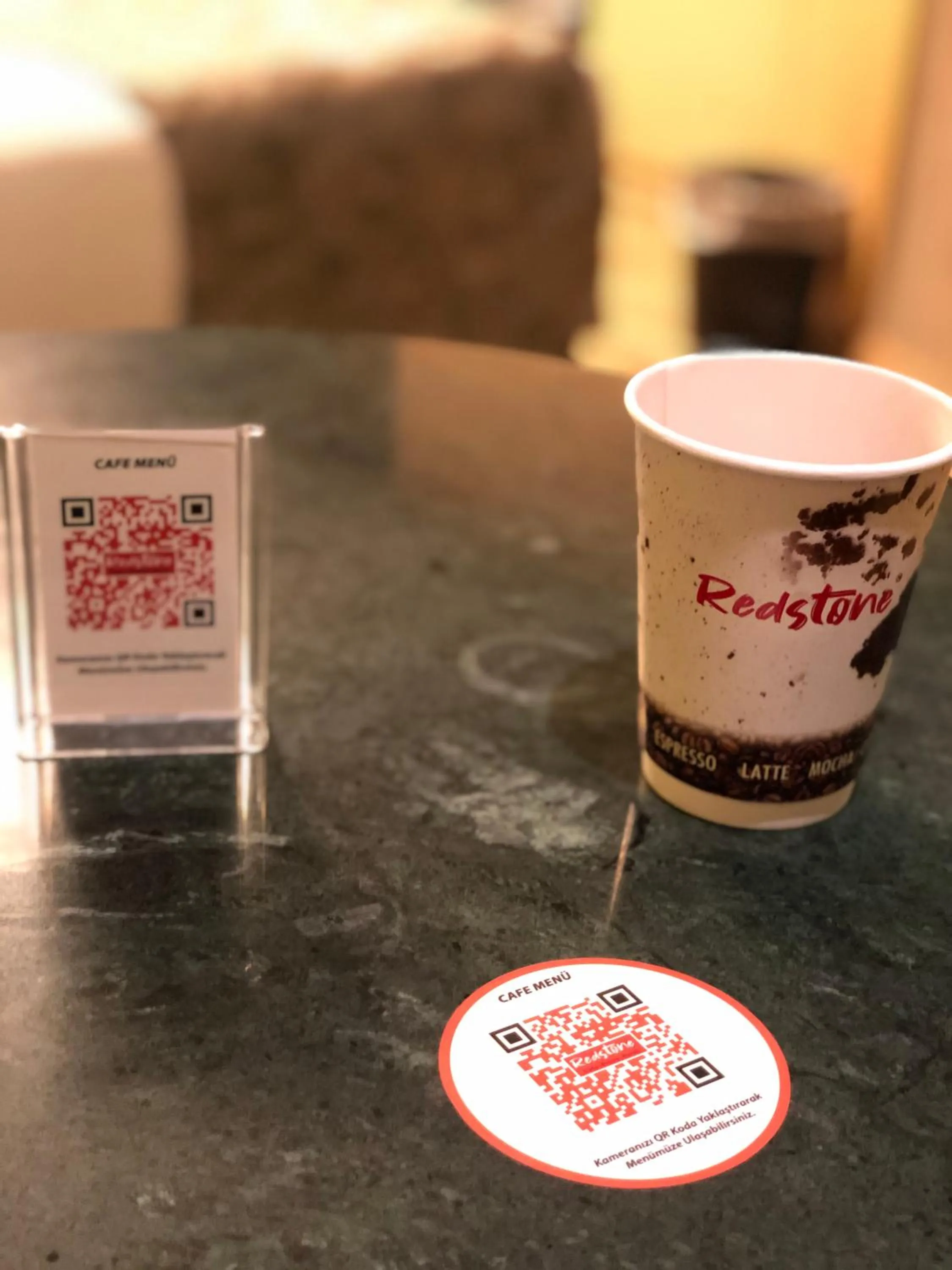 Restaurant/places to eat in Red Stone Hotel