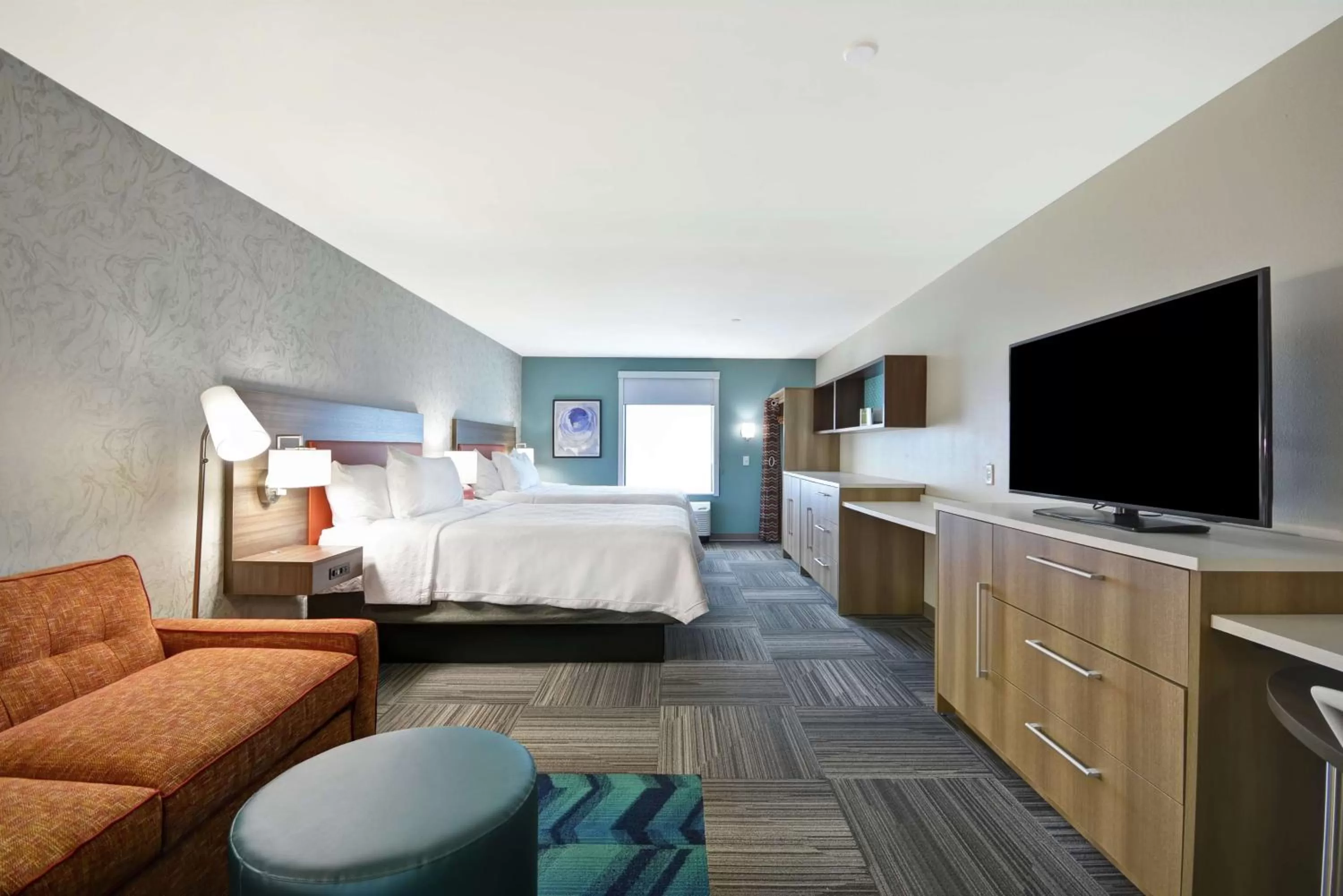 Living room, Bed in Home2 Suites By Hilton Texas City Houston