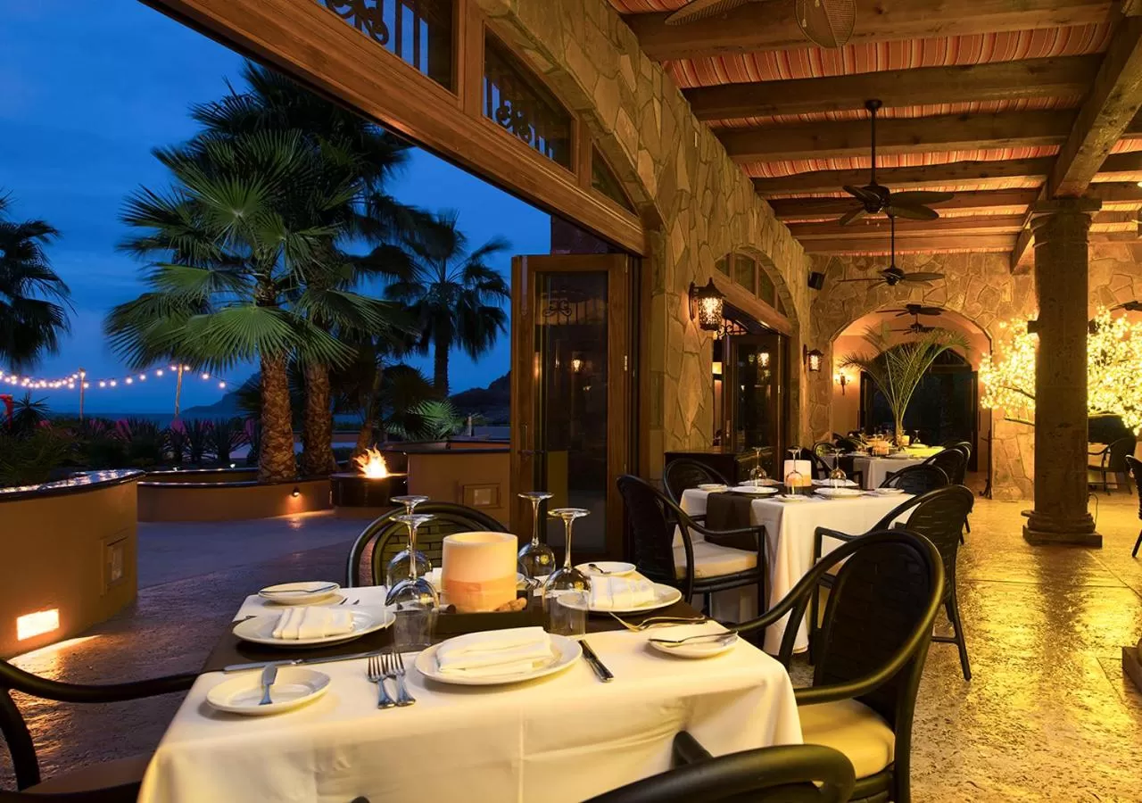 Restaurant/places to eat in Villa del Palmar at the Islands of Loreto
