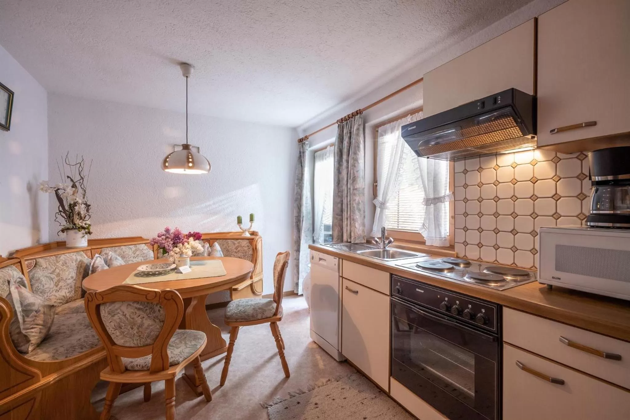 Kitchen or kitchenette in Gästeheim Auwitsch