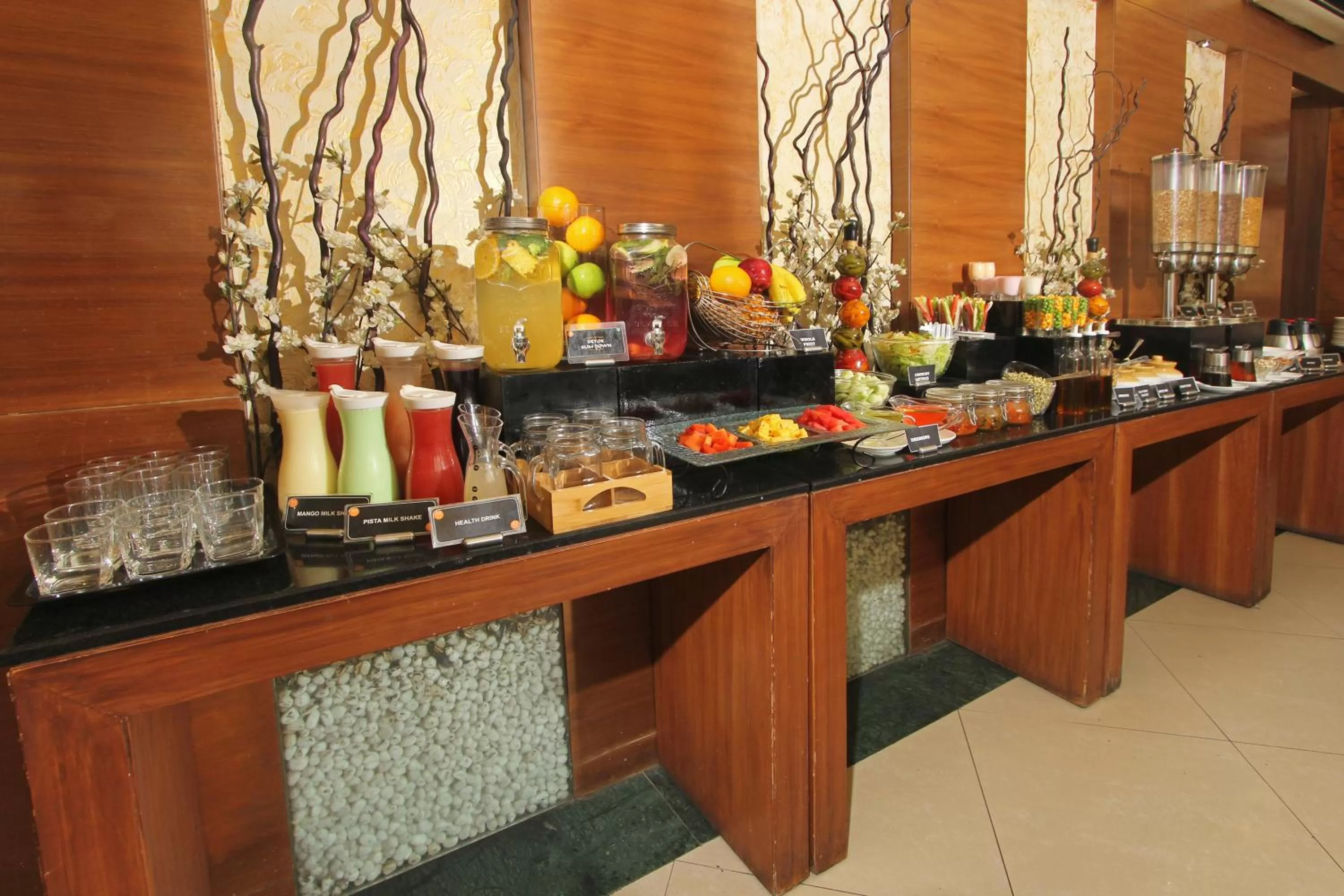 Breakfast in Hotel Phoenix Koregaon Park