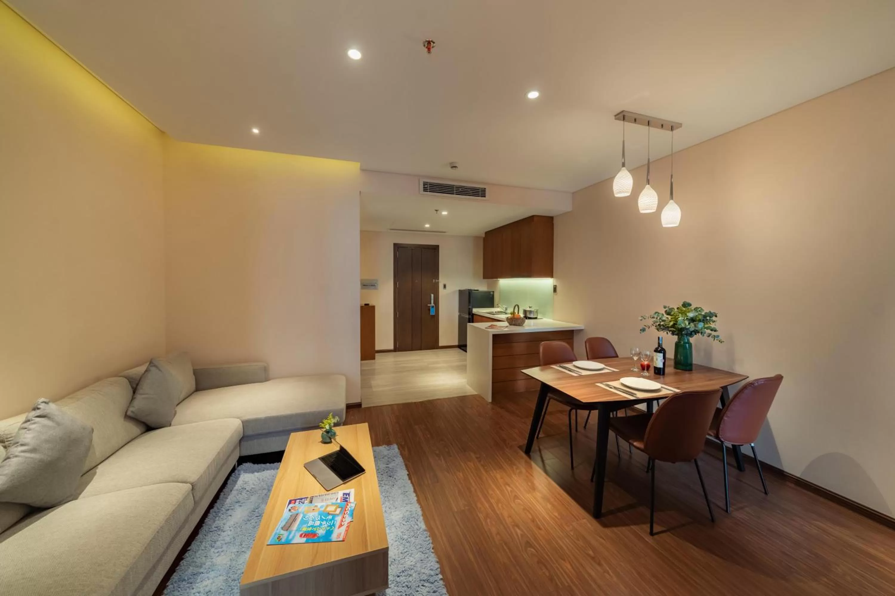 Living room in DHTS Business Hotel & Apartment