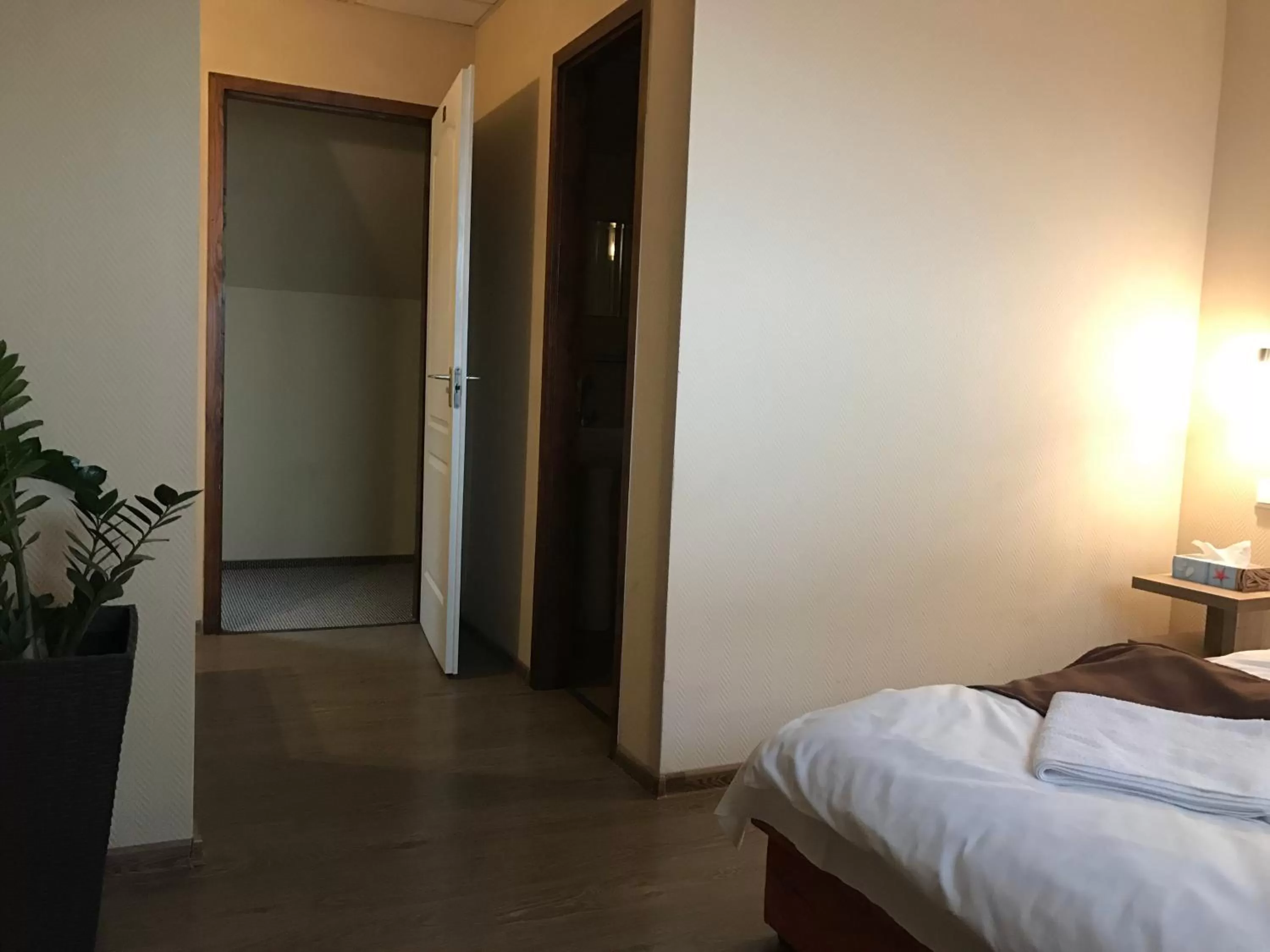 Bed in Abszolút Hotel és Panzió