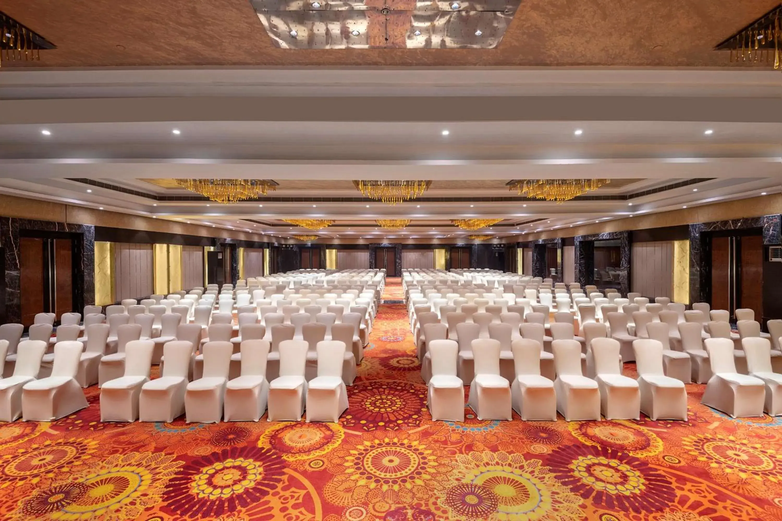 Banquet/Function facilities, Banquet Facilities in Radisson Blu Kaushambi Delhi NCR