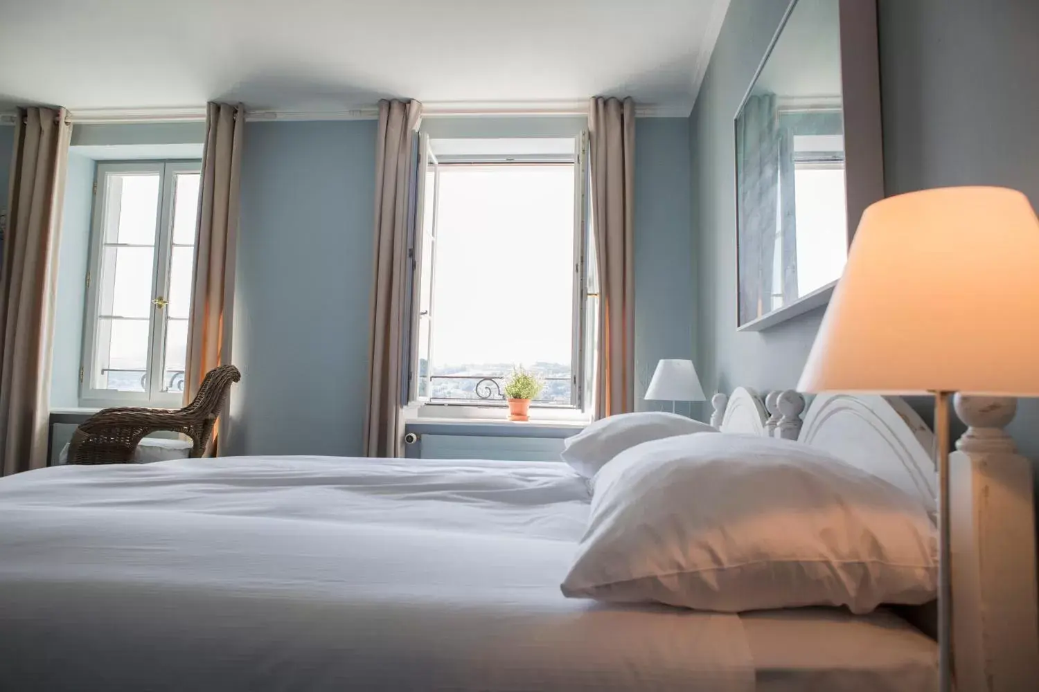 Bed in Hotel Hirschen am See Bed in Hotel Hirschen am See