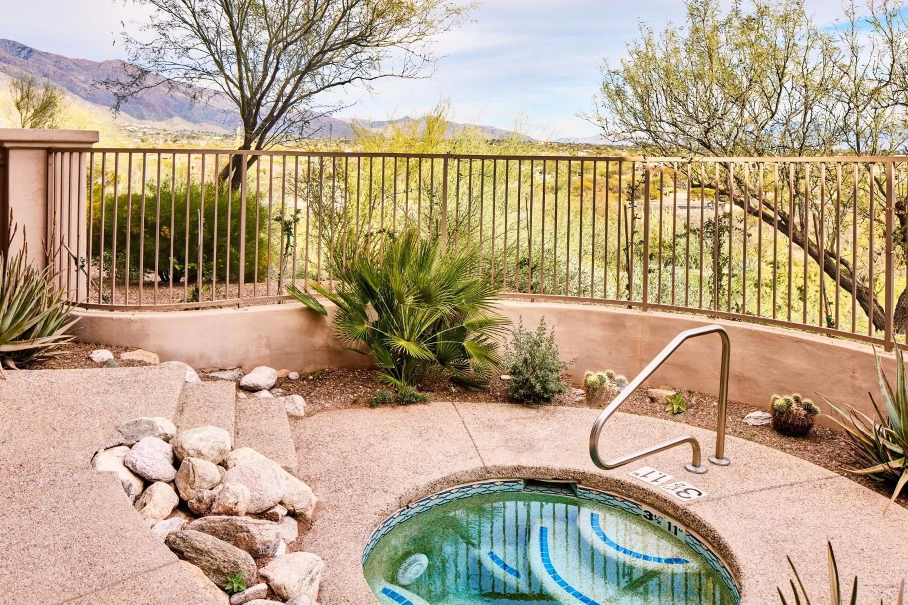 Photo of the whole room in The Westin La Paloma Resort & Spa