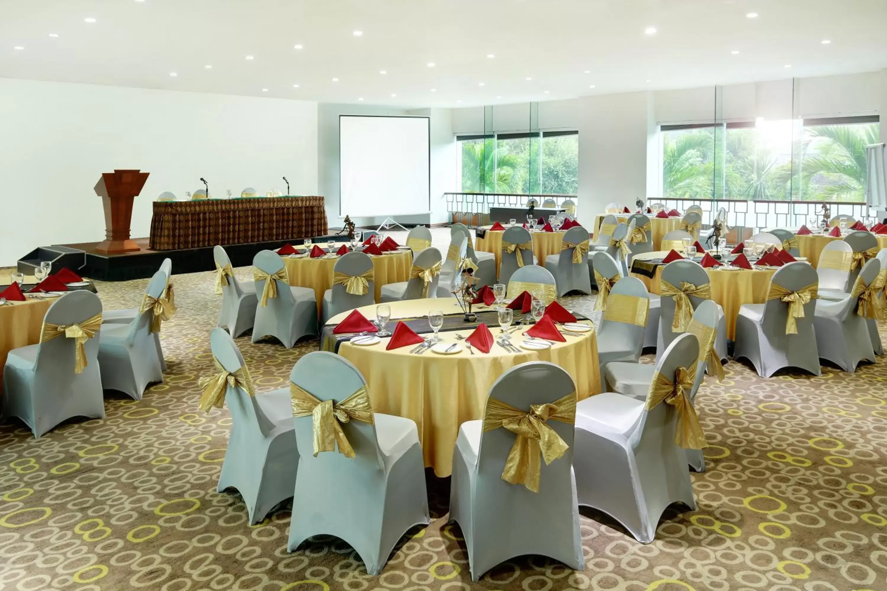 Meeting/conference room, Banquet Facilities in Kimaya Sudirman Yogyakarta by Harris