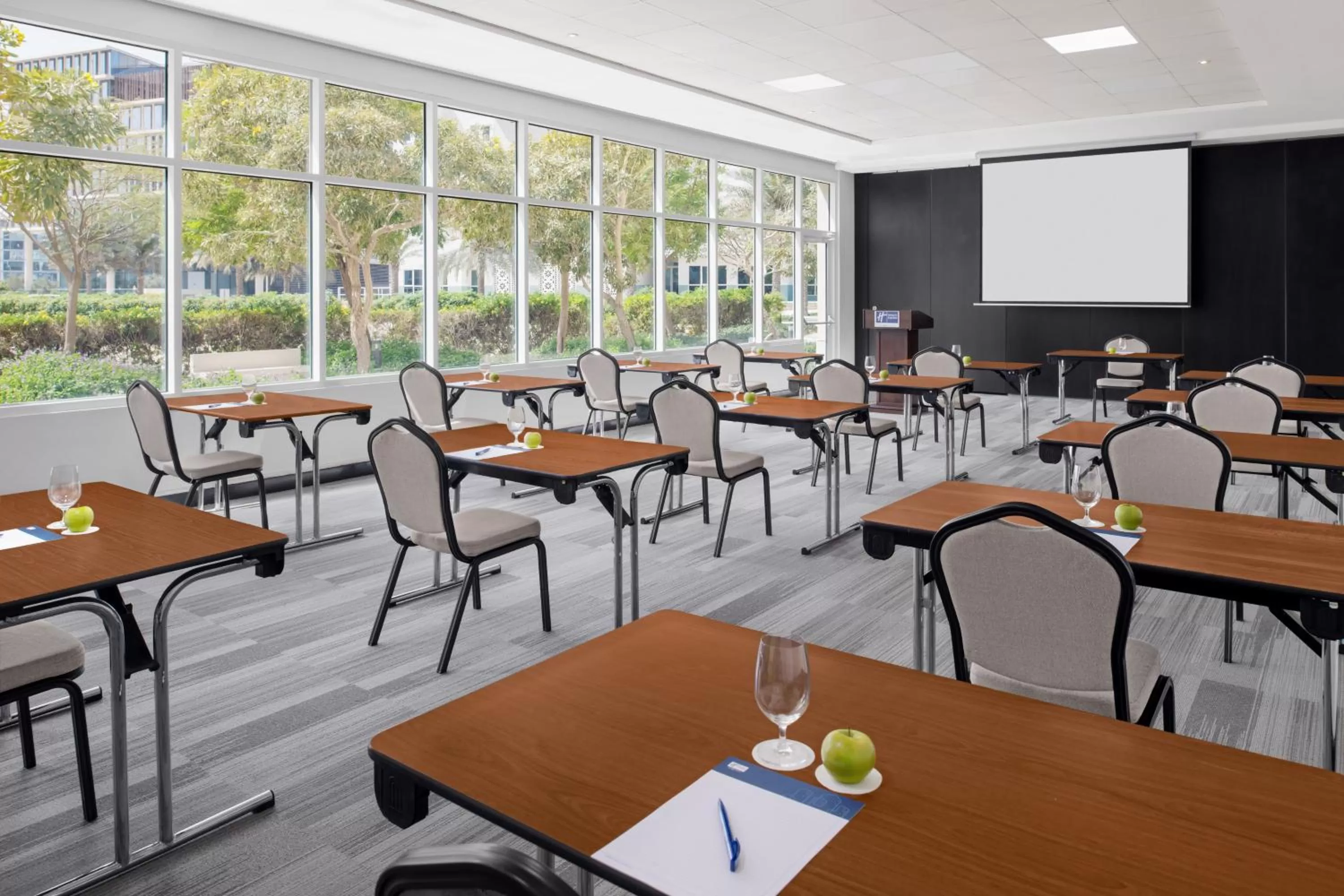 Meeting/conference room in Holiday Inn Express Dubai Internet City by IHG