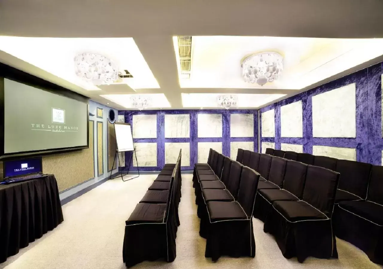 Meeting/conference room in The Luxe Manor