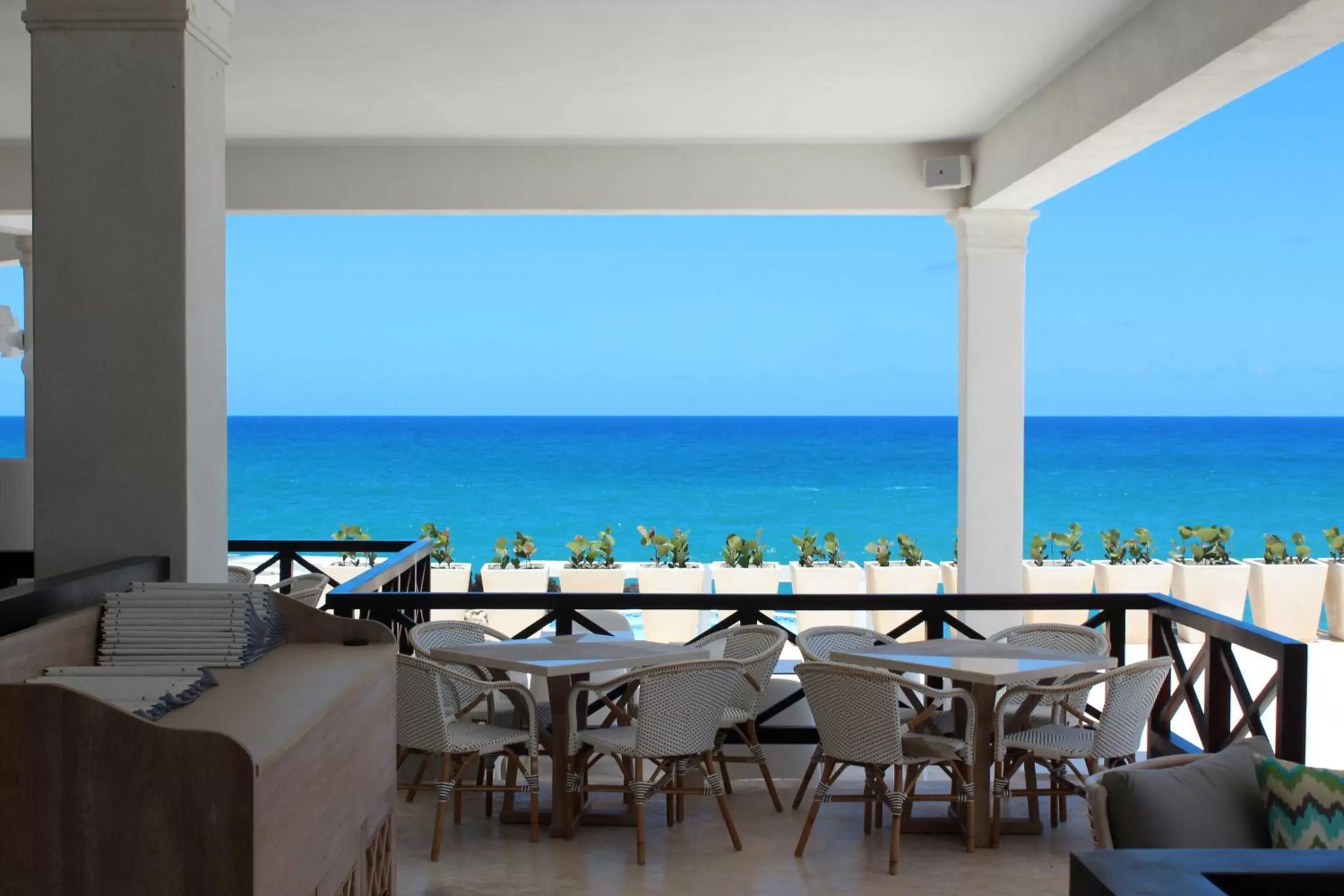 Restaurant/Places to Eat in Ocean Village Deluxe Resort & Spa