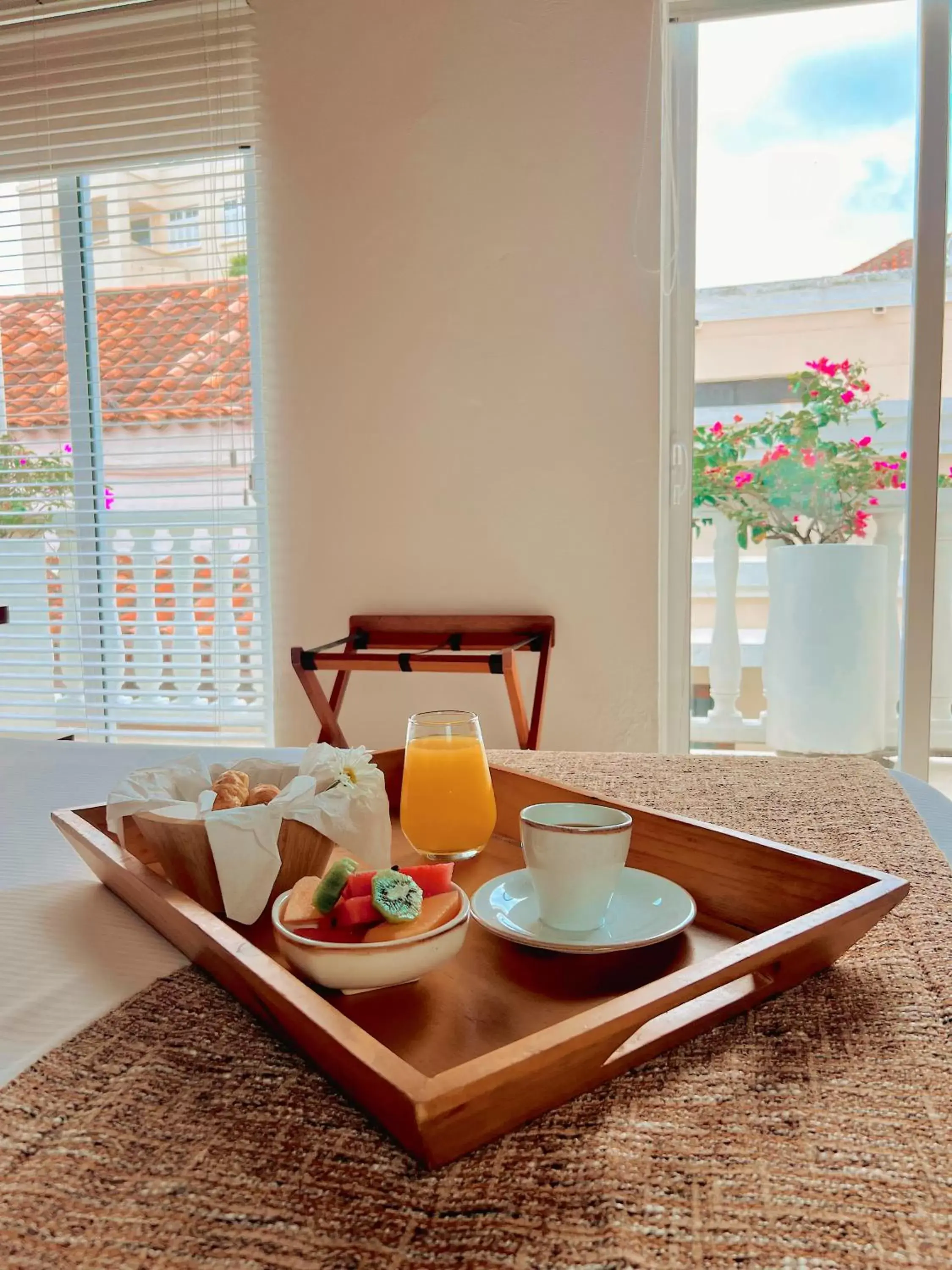 Breakfast in Casa Claver Loft Boutique Hotel