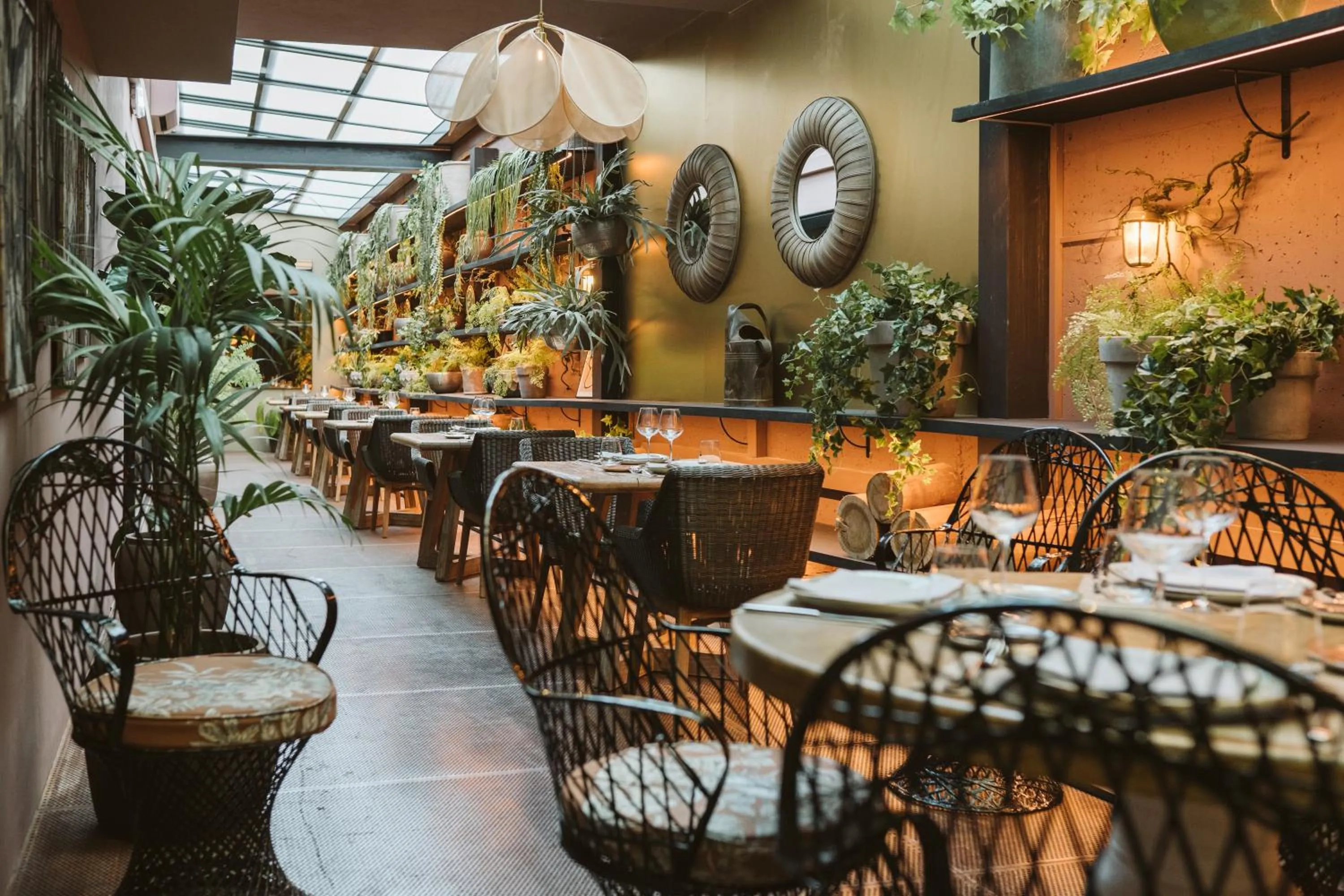 Restaurant/places to eat in Barceló Oviedo Cervantes