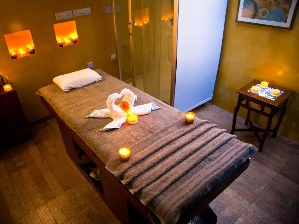 Spa and wellness centre/facilities, Bed in Acron Waterfront Resort Spa and wellness centre/facilities, Bed in Acron Waterfront Resort