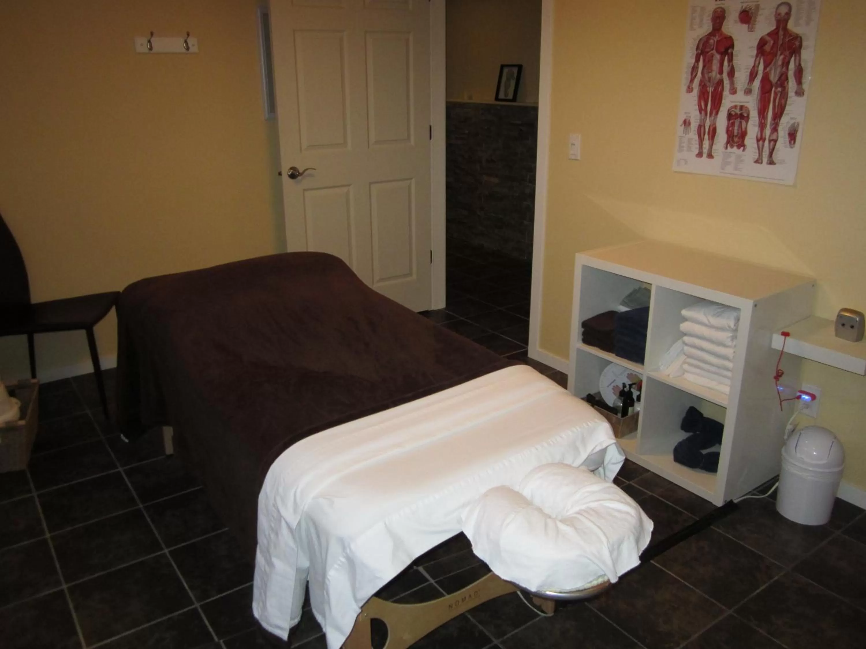 Spa and wellness centre/facilities in Super 8 by Wyndham West Kelowna BC