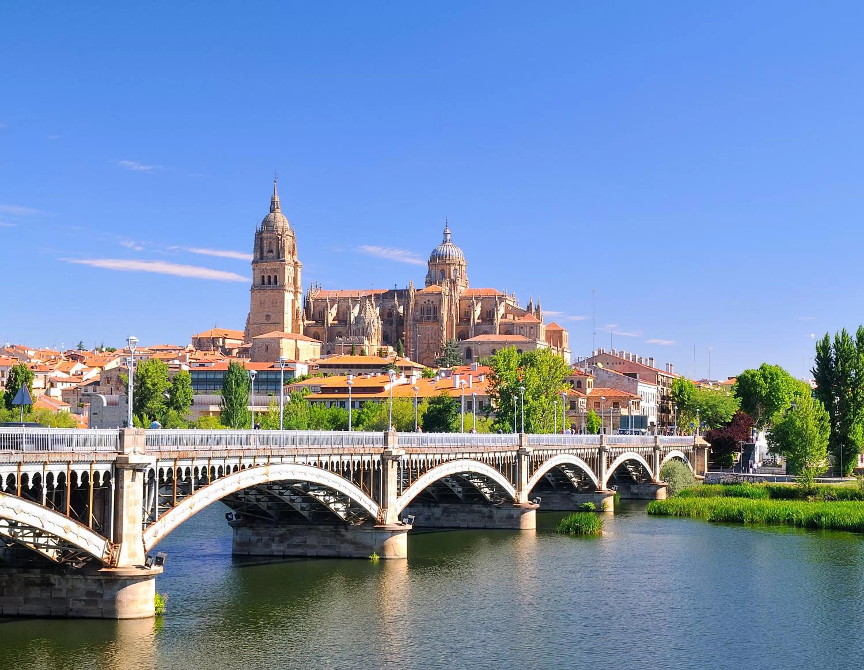 Nearby landmark in Ibis Salamanca