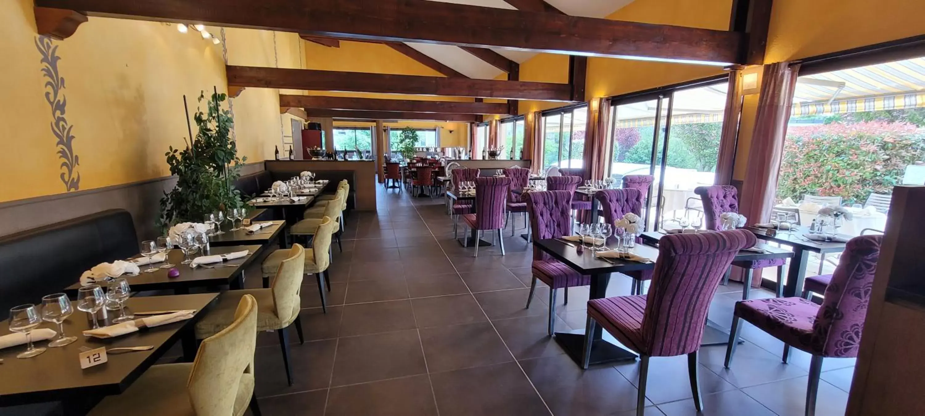 Restaurant/Places to Eat in Logis Murtel