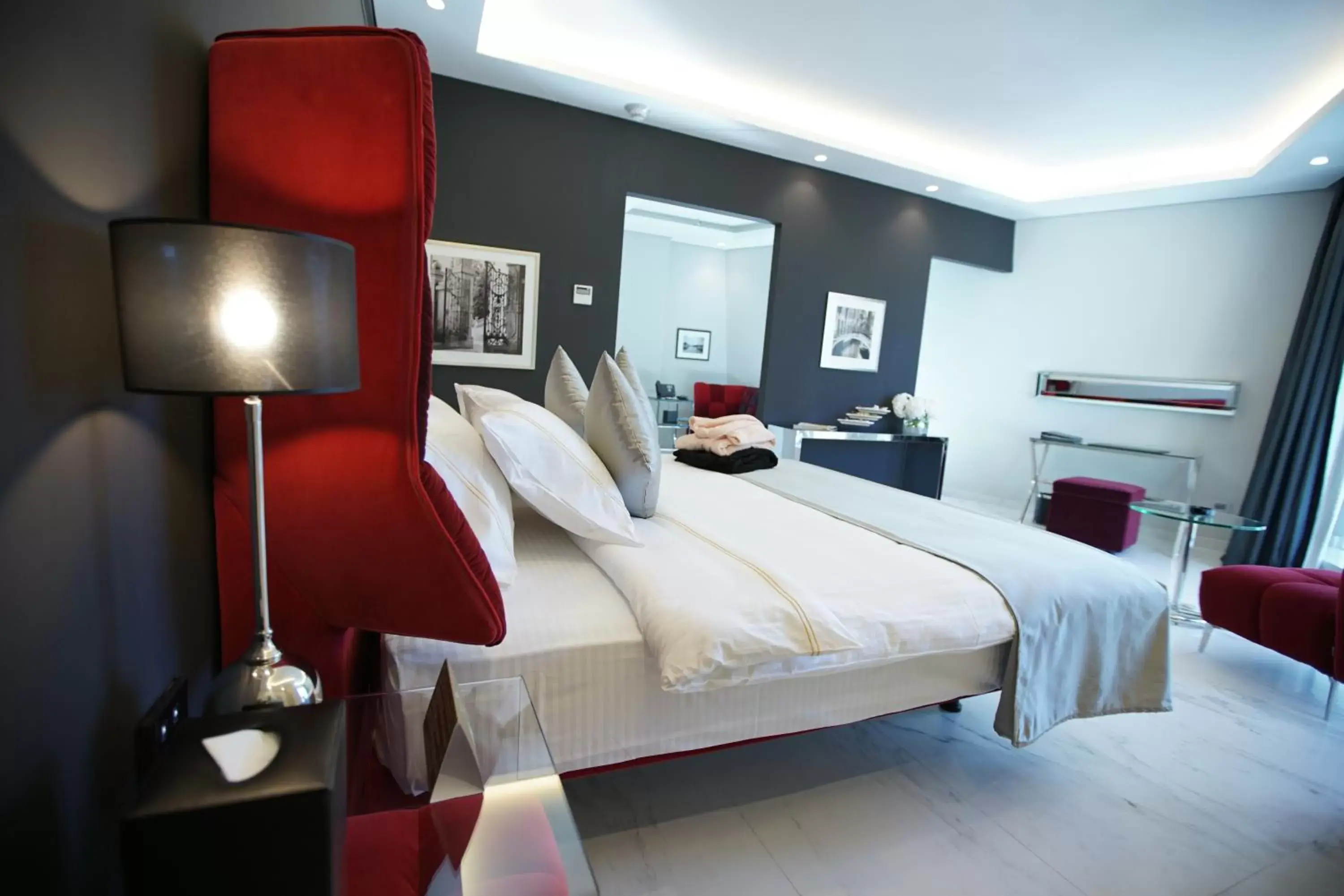 Bedroom, Room Photo in Royal Tulip Achrafieh