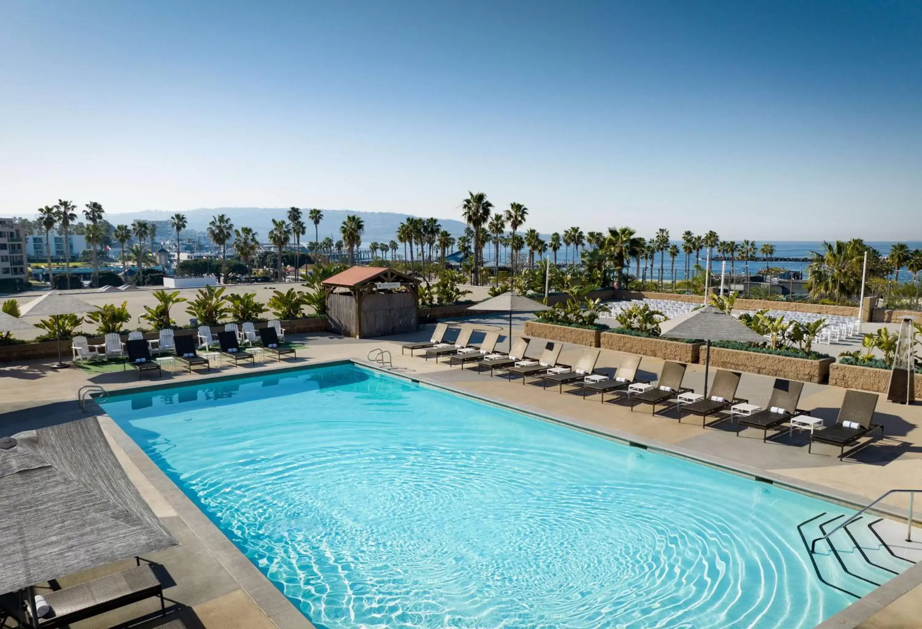 Pool view, Swimming Pool in Sonesta Redondo Beach and Marina