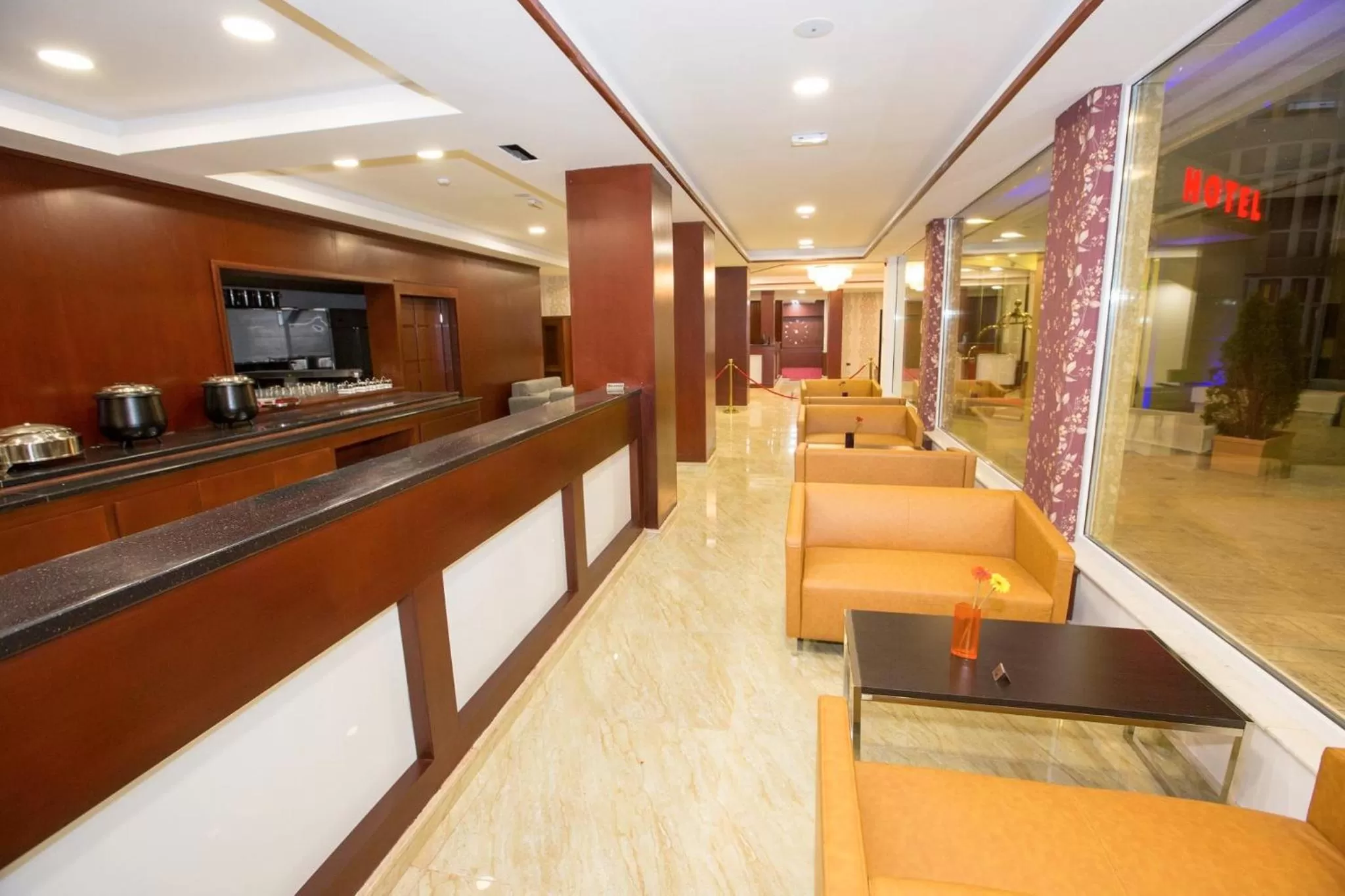 Restaurant/places to eat, Lobby/Reception in Petriti & Spa