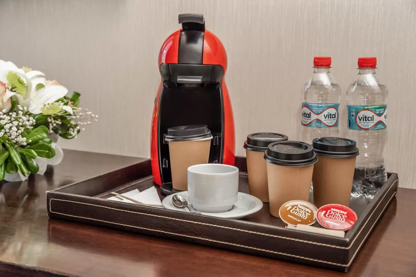 Coffee/tea facilities in La Quinta by Wyndham Santiago Aeropuerto