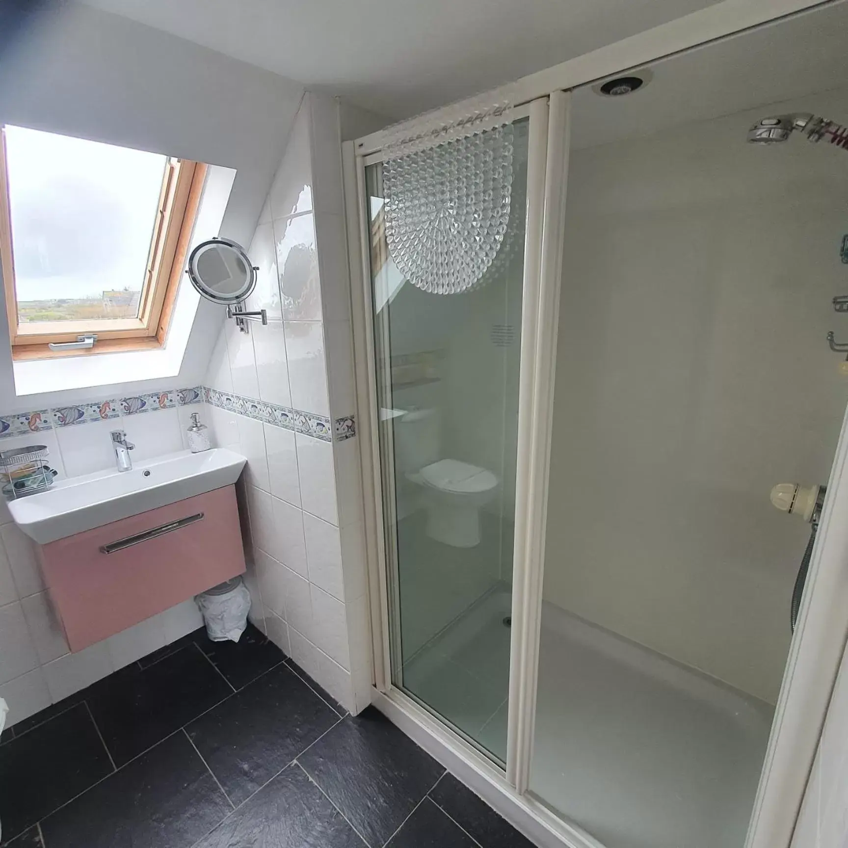 Bathroom in Melorne Farm Guest House