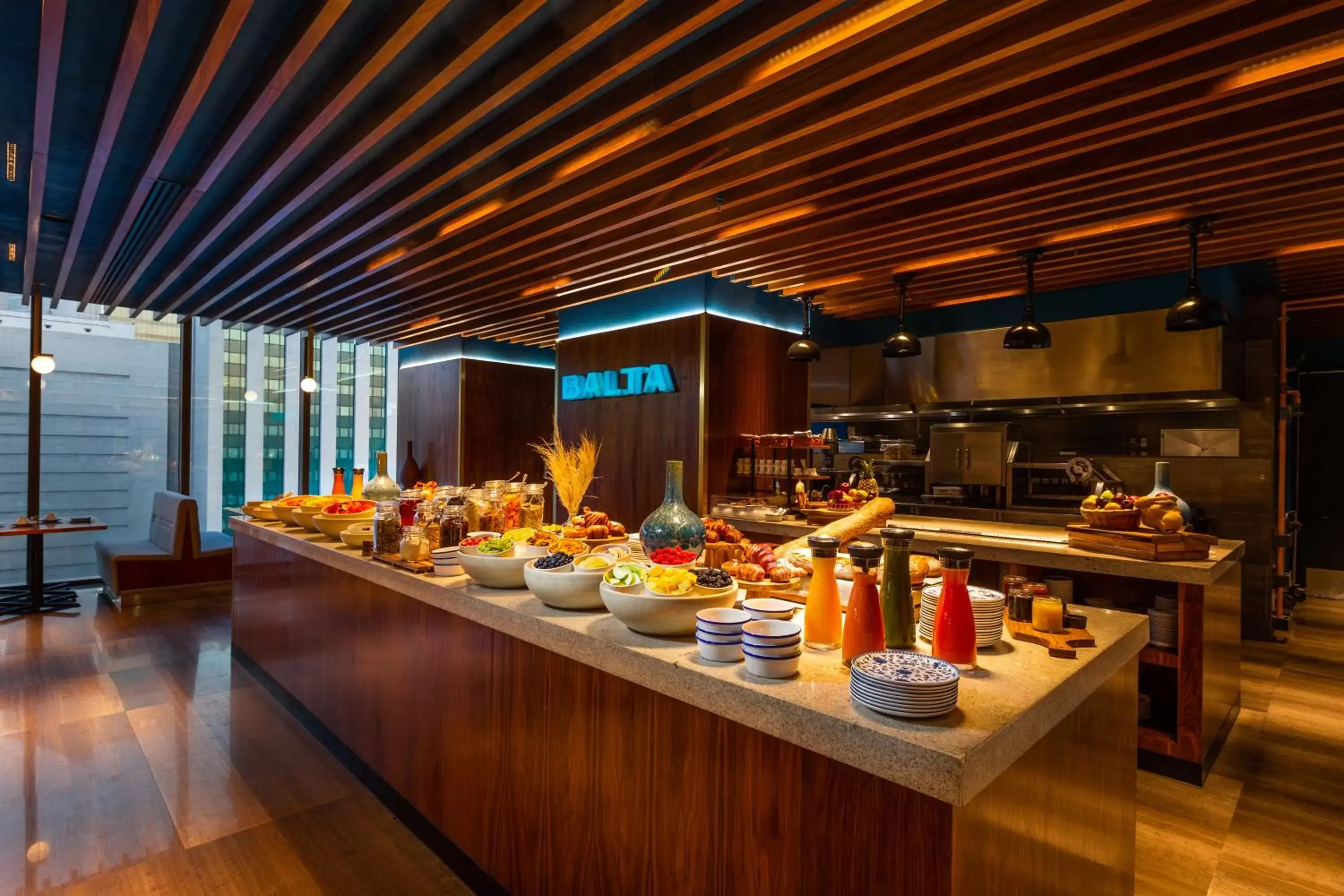 Breakfast, Restaurant/Places to Eat in Sofitel Mexico City Reforma