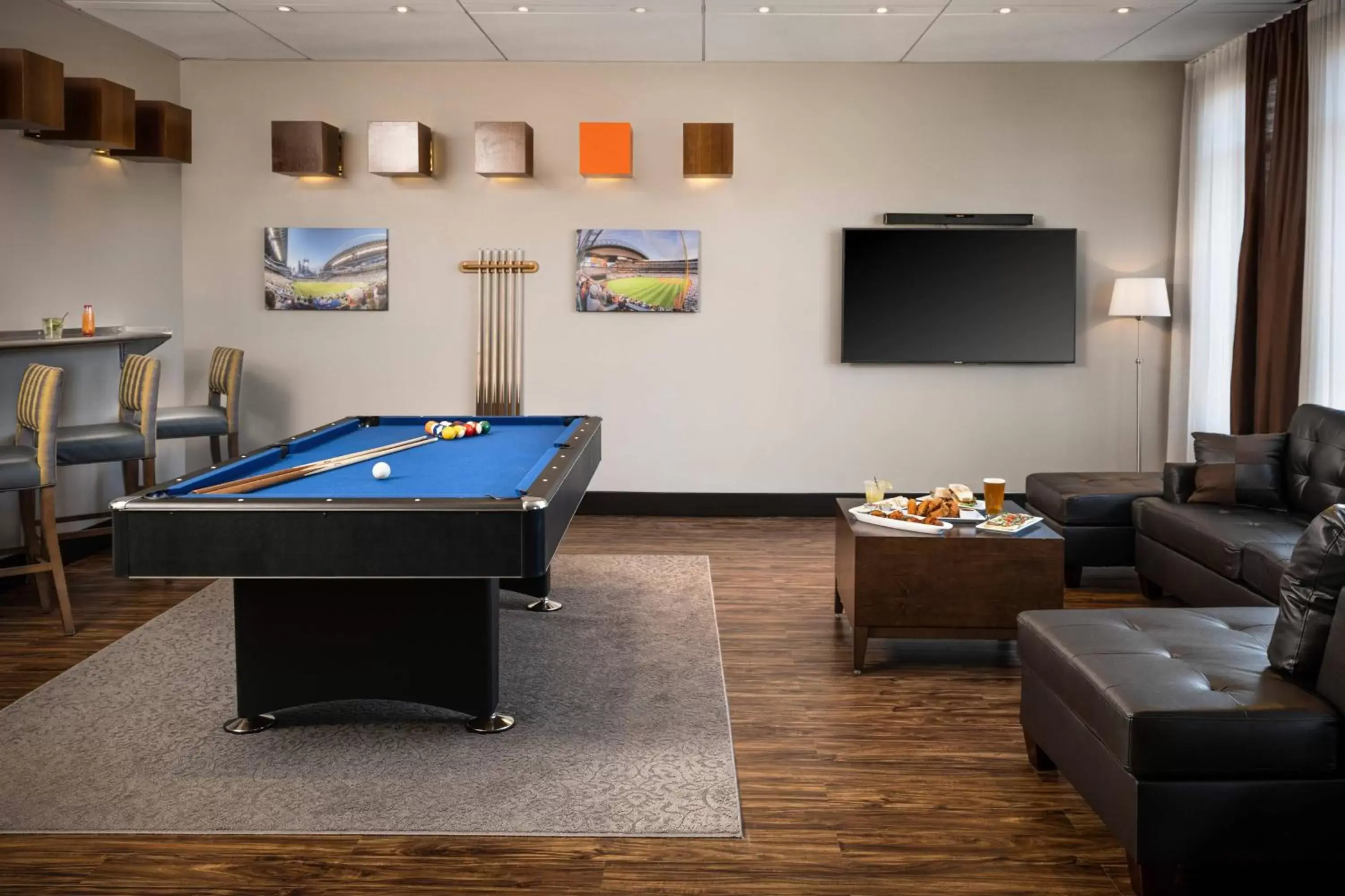 Lounge or bar, Billiards in Residence Inn Seattle Bellevue Downtown