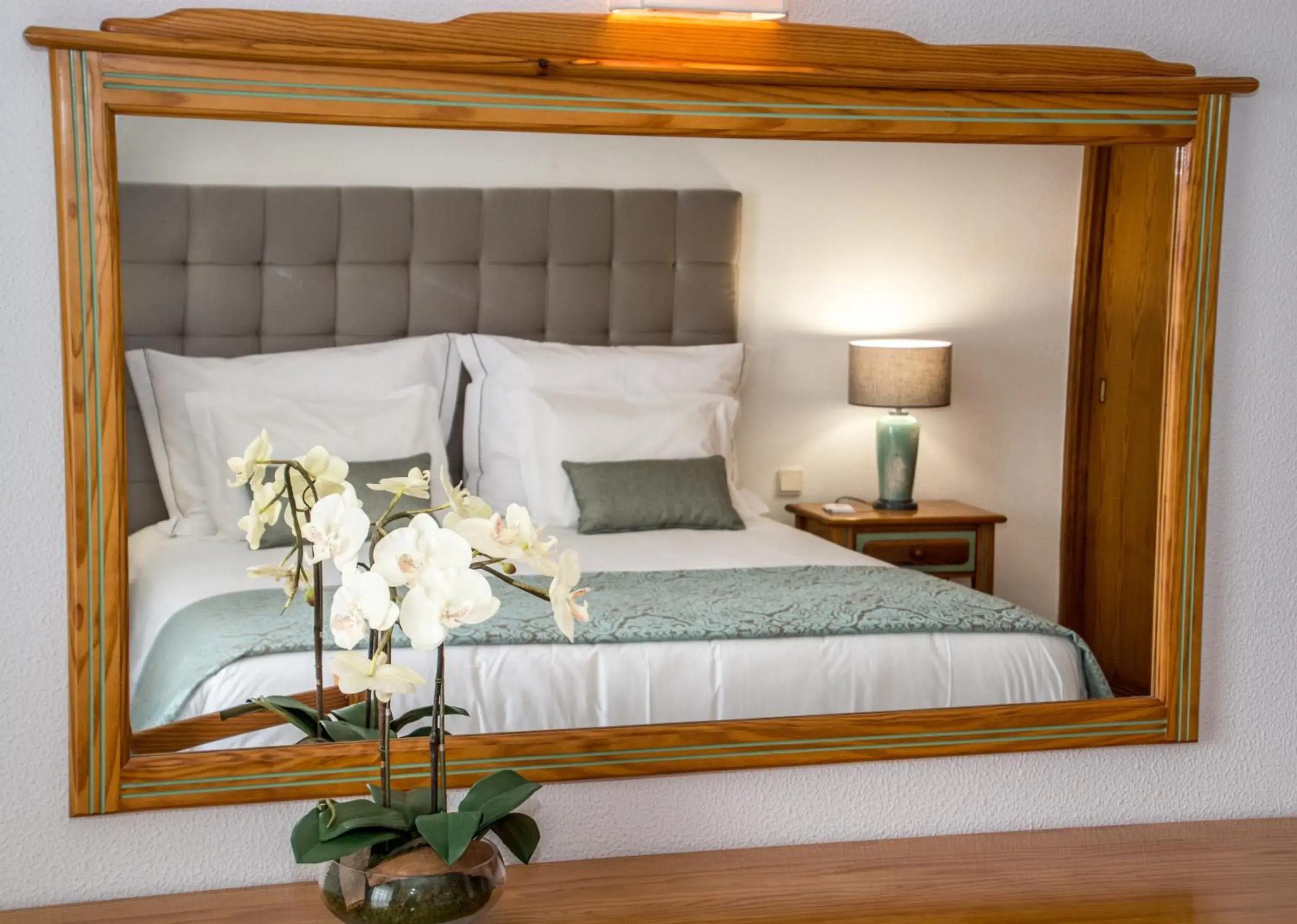 Decorative detail, Bed in Luna Hotel da Oura