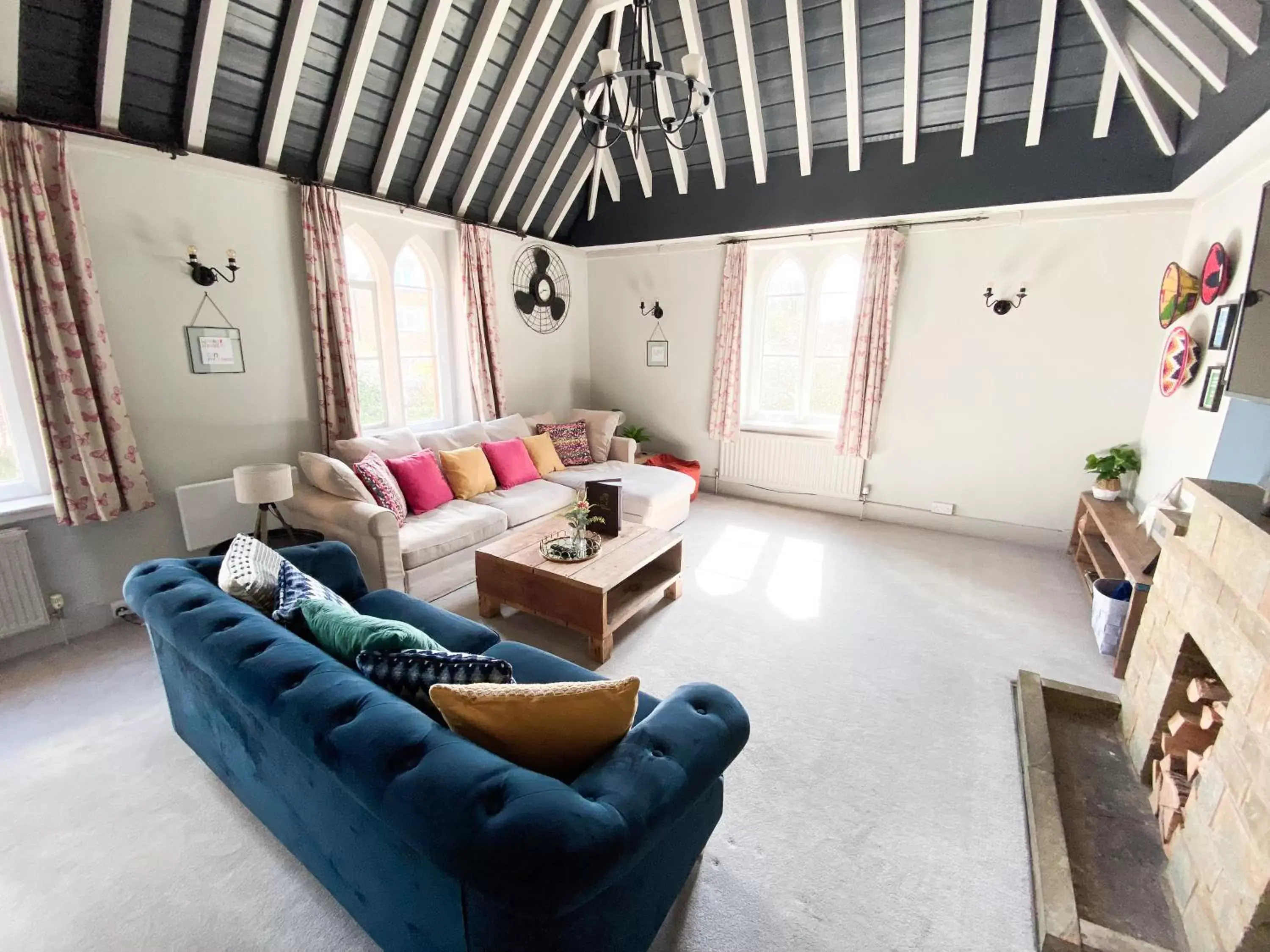 Bedroom, Seating Area in Castle At Edgehill