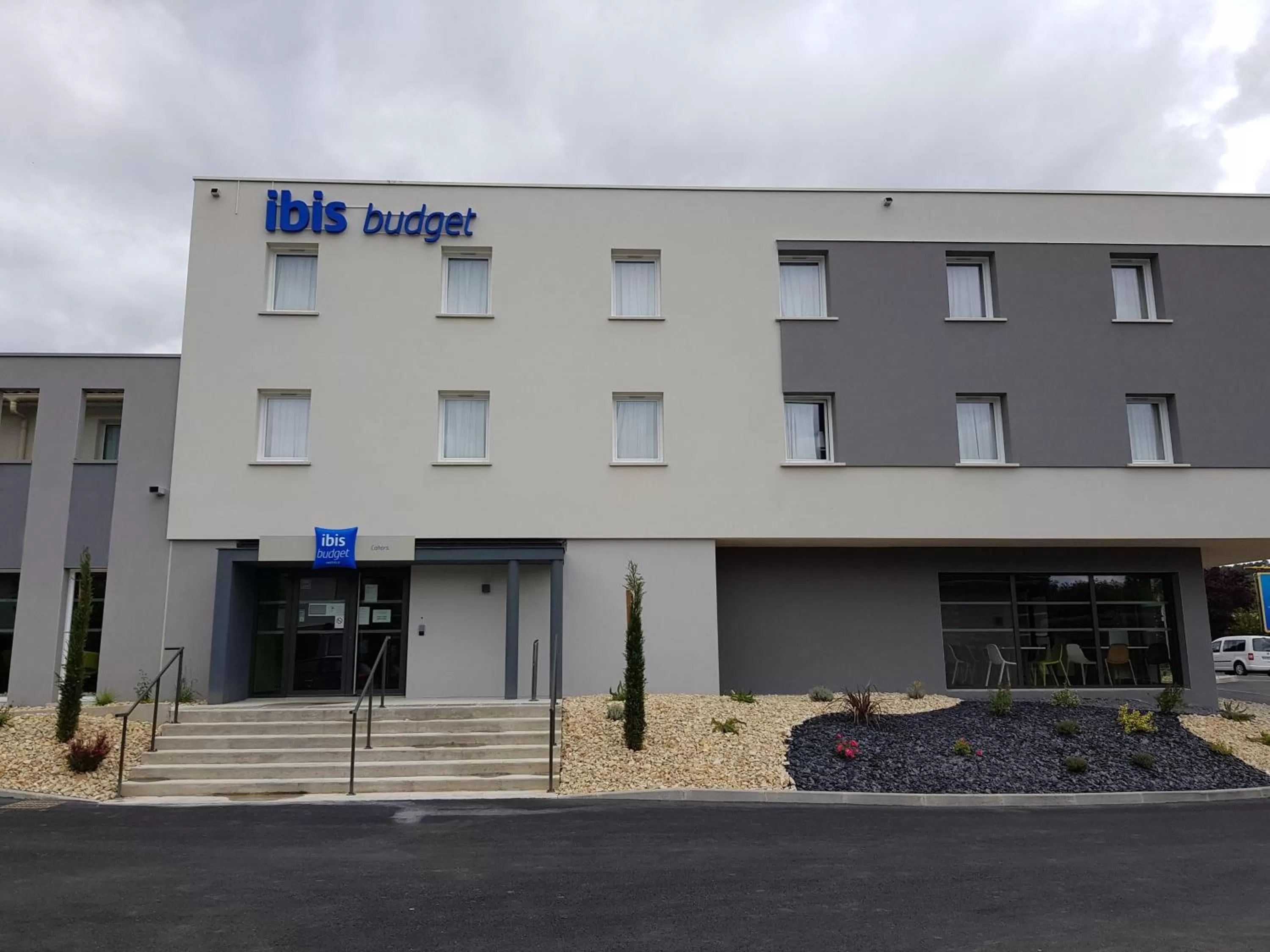 Property building in ibis budget Cahors