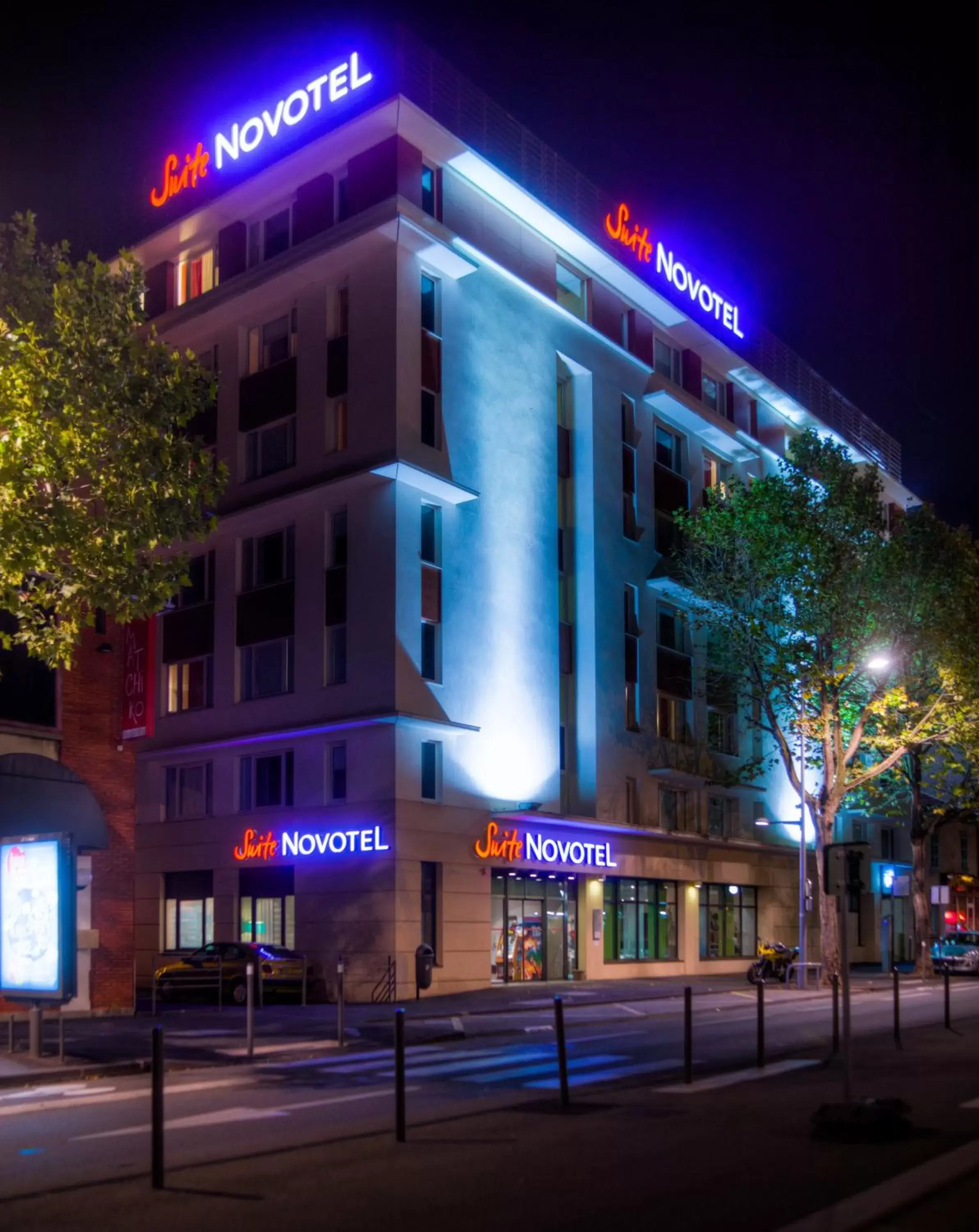 Facade/entrance, Property Building in Novotel Suites Clermont Ferrand Polydome
