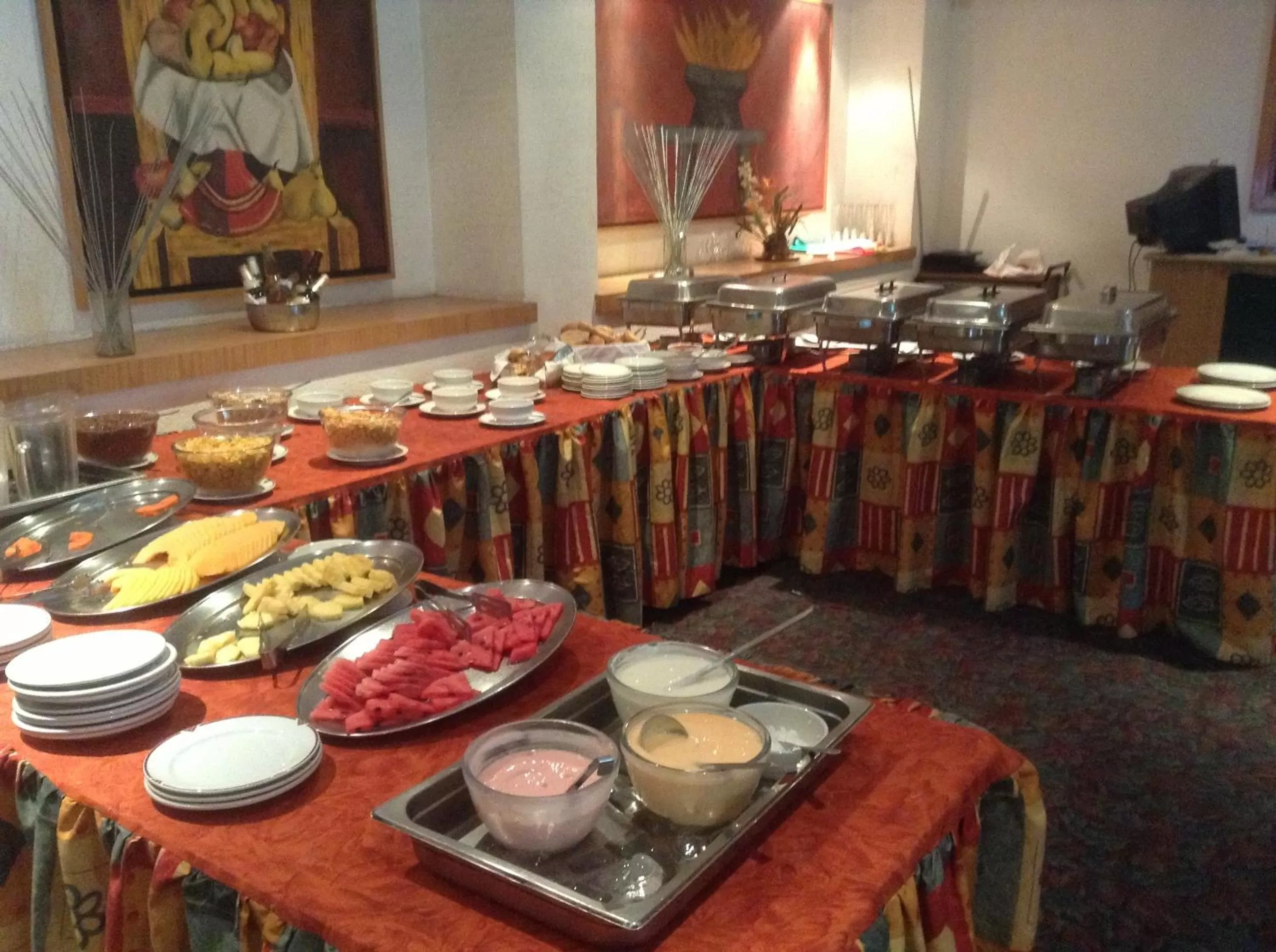 Restaurant/places to eat in Hotel Sevilla