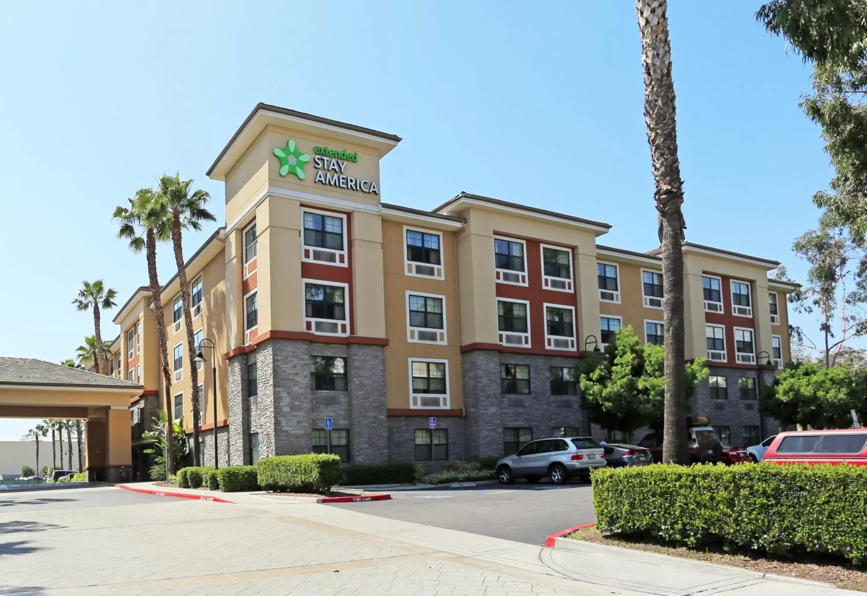 Property building in Extended Stay America Suites - Orange County - Anaheim Convention Center