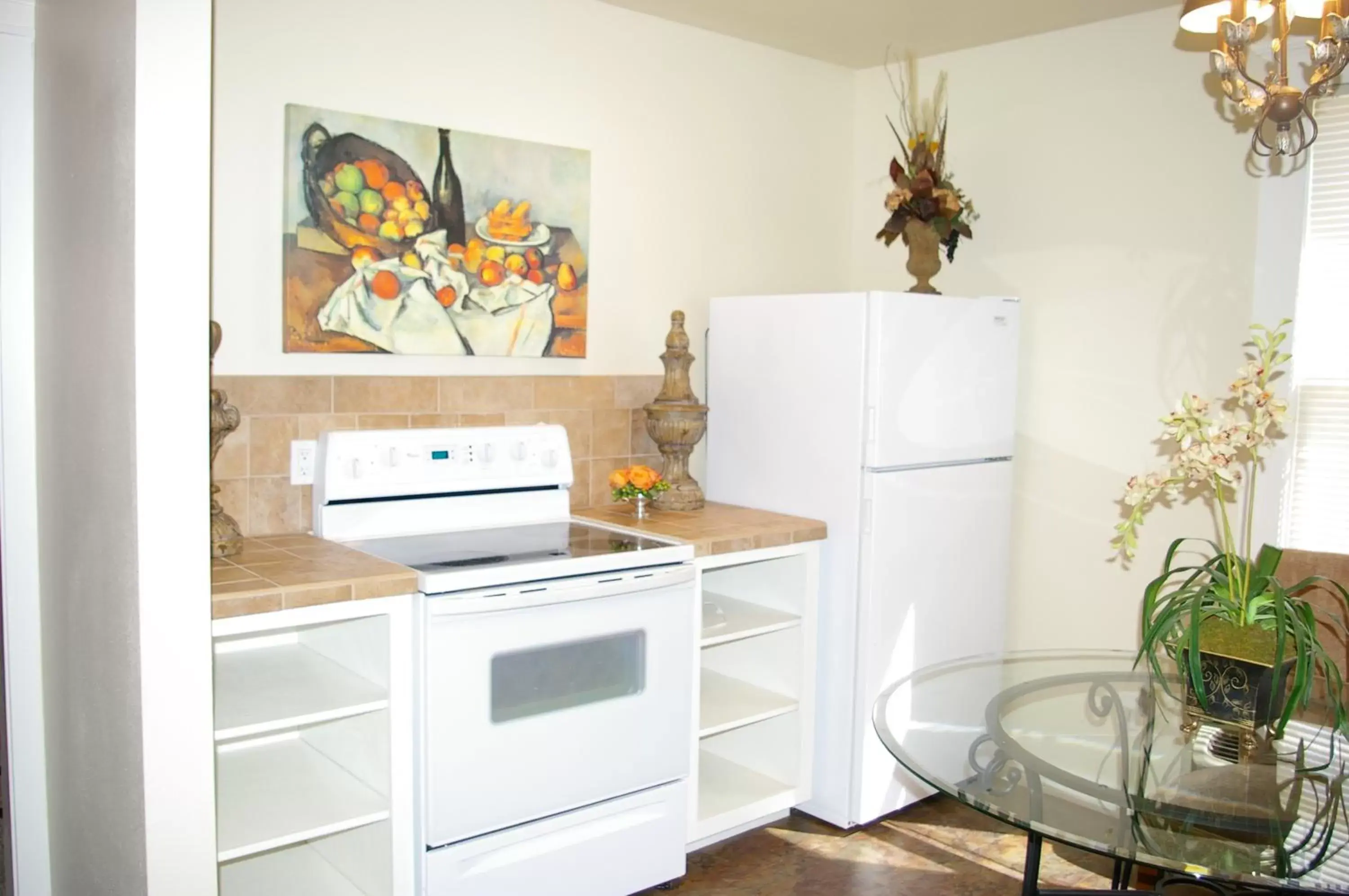 Kitchen or kitchenette, Kitchen/Kitchenette in Rainbow Courts