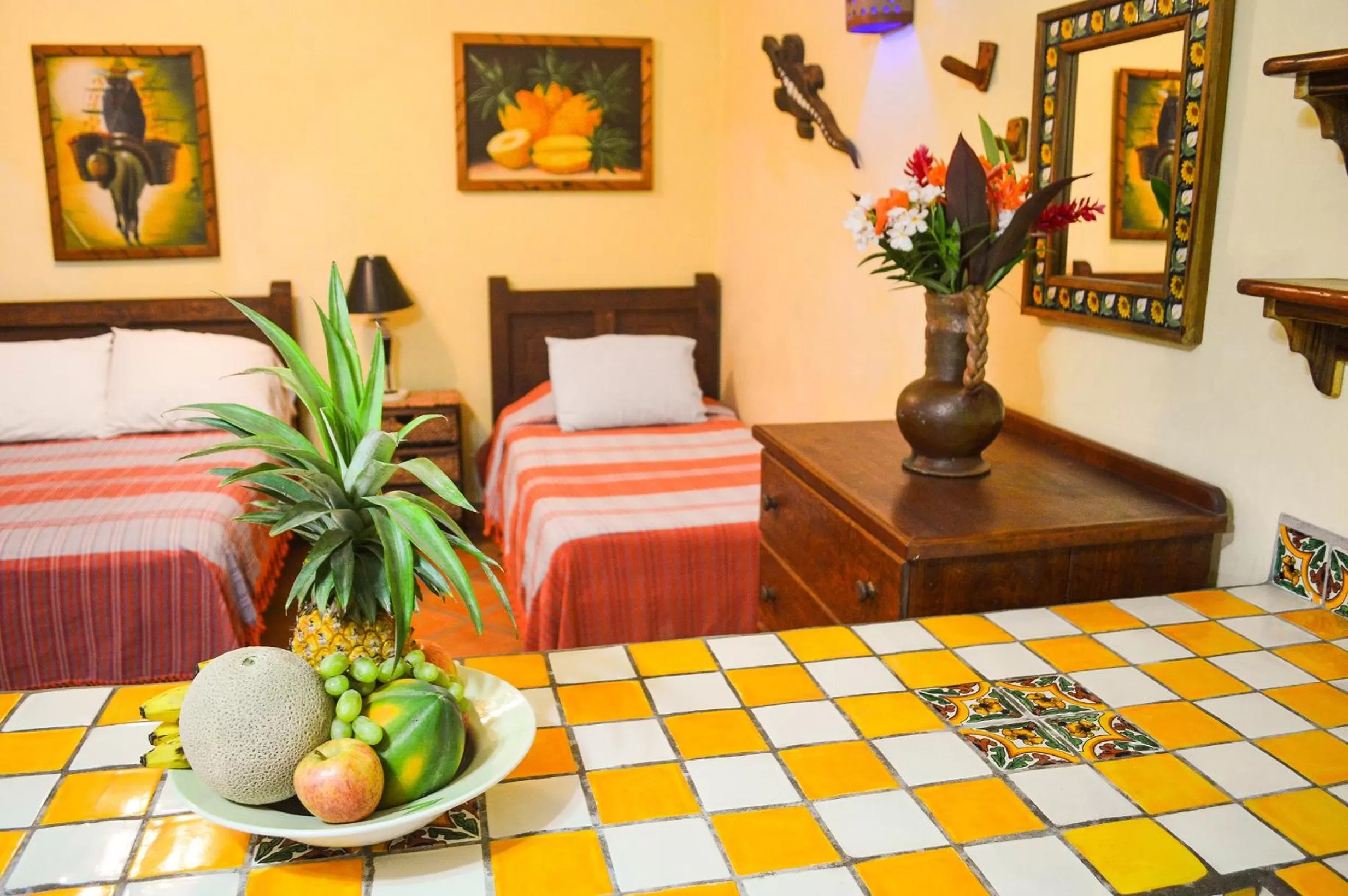 Kitchen or kitchenette, Bed in Hotel Casamar Suites