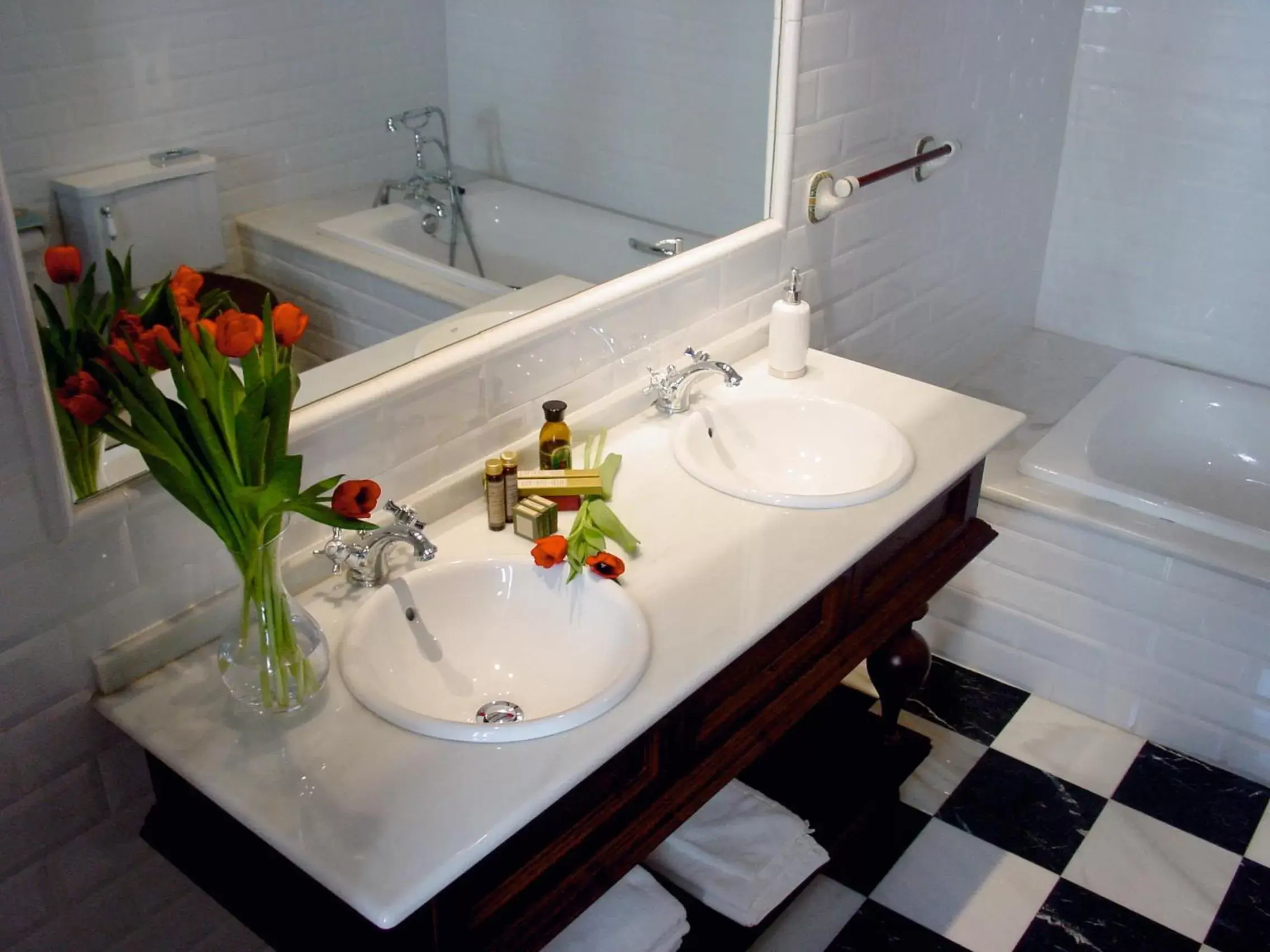 Bathroom in Art Boutique Hotel Chamarel