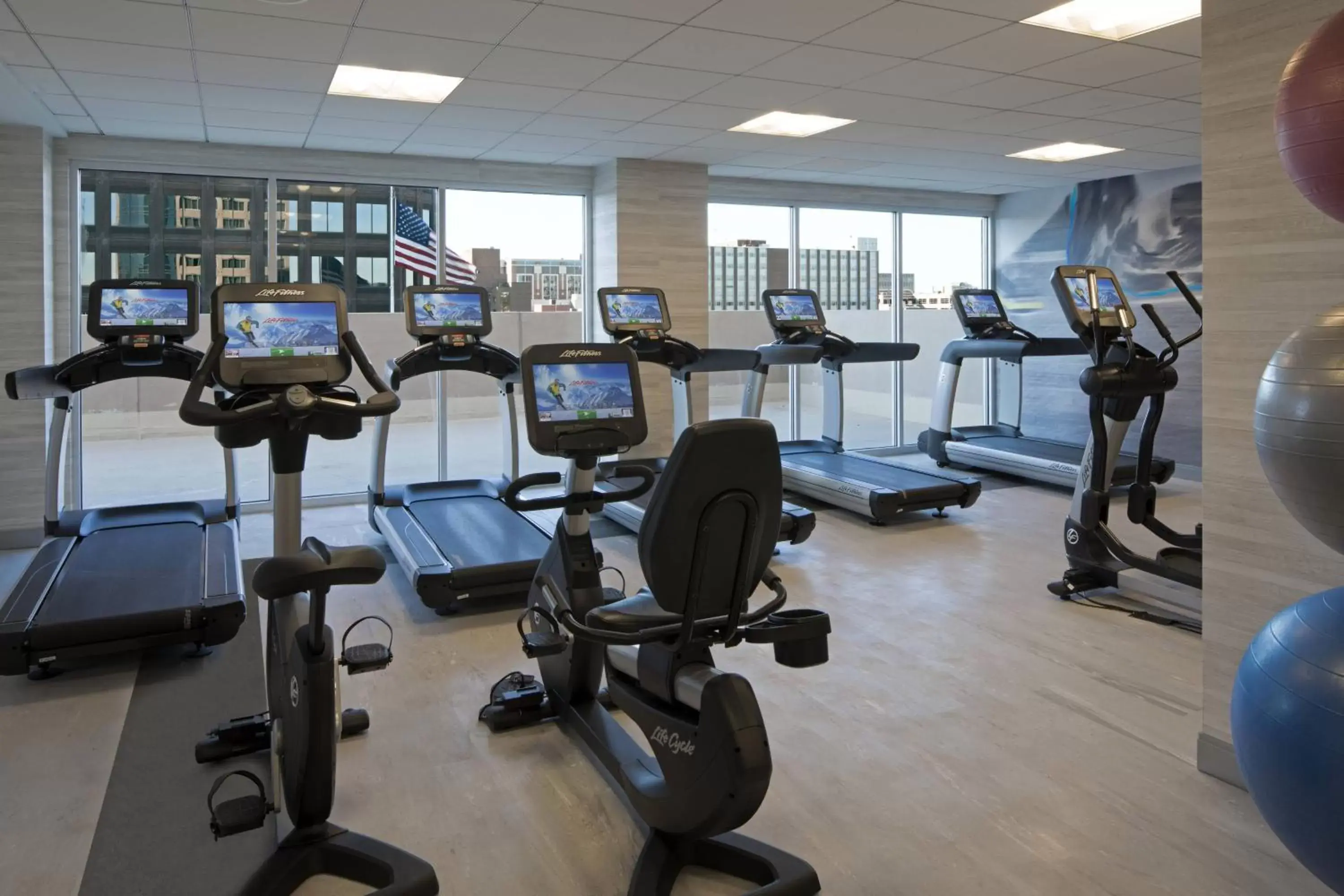 Fitness centre/facilities, Fitness Center/Facilities in Kansas City Marriott Country Club Plaza