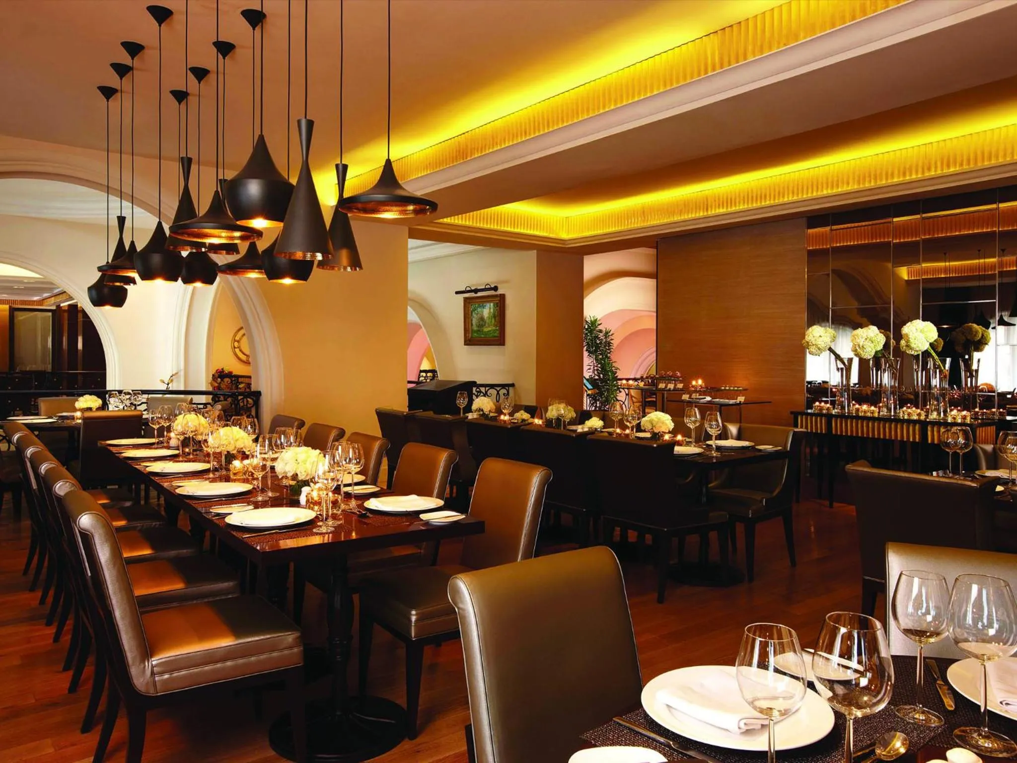 Restaurant/places to eat in Hotel Gran Mahakam