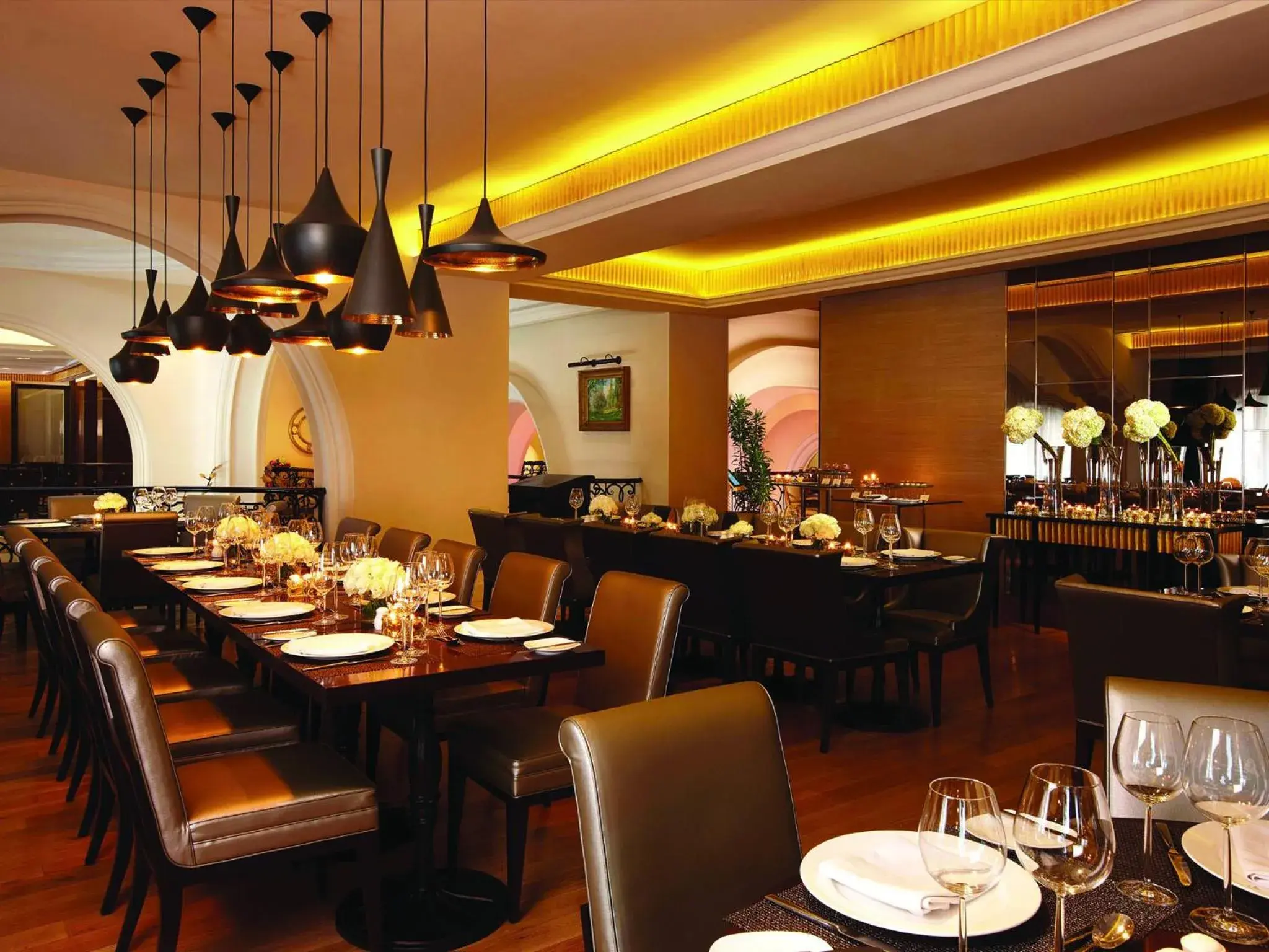 Restaurant/Places to Eat in Hotel Gran Mahakam