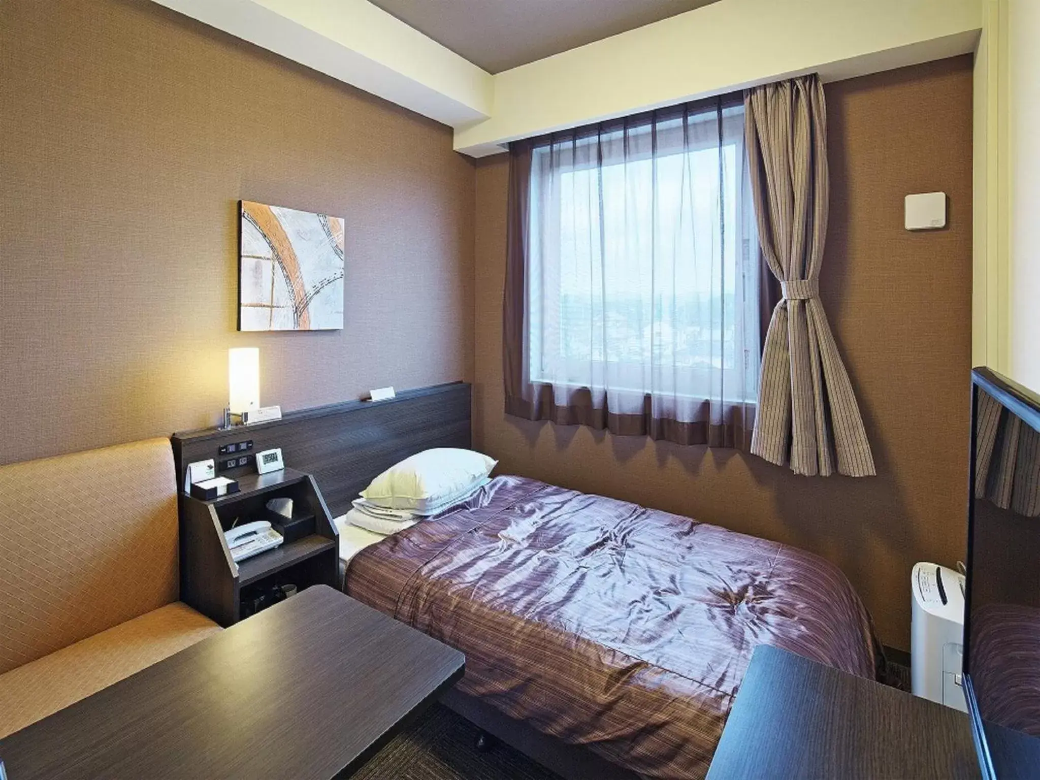 Photo of the whole room, Bed in Hotel Route-inn Yaita