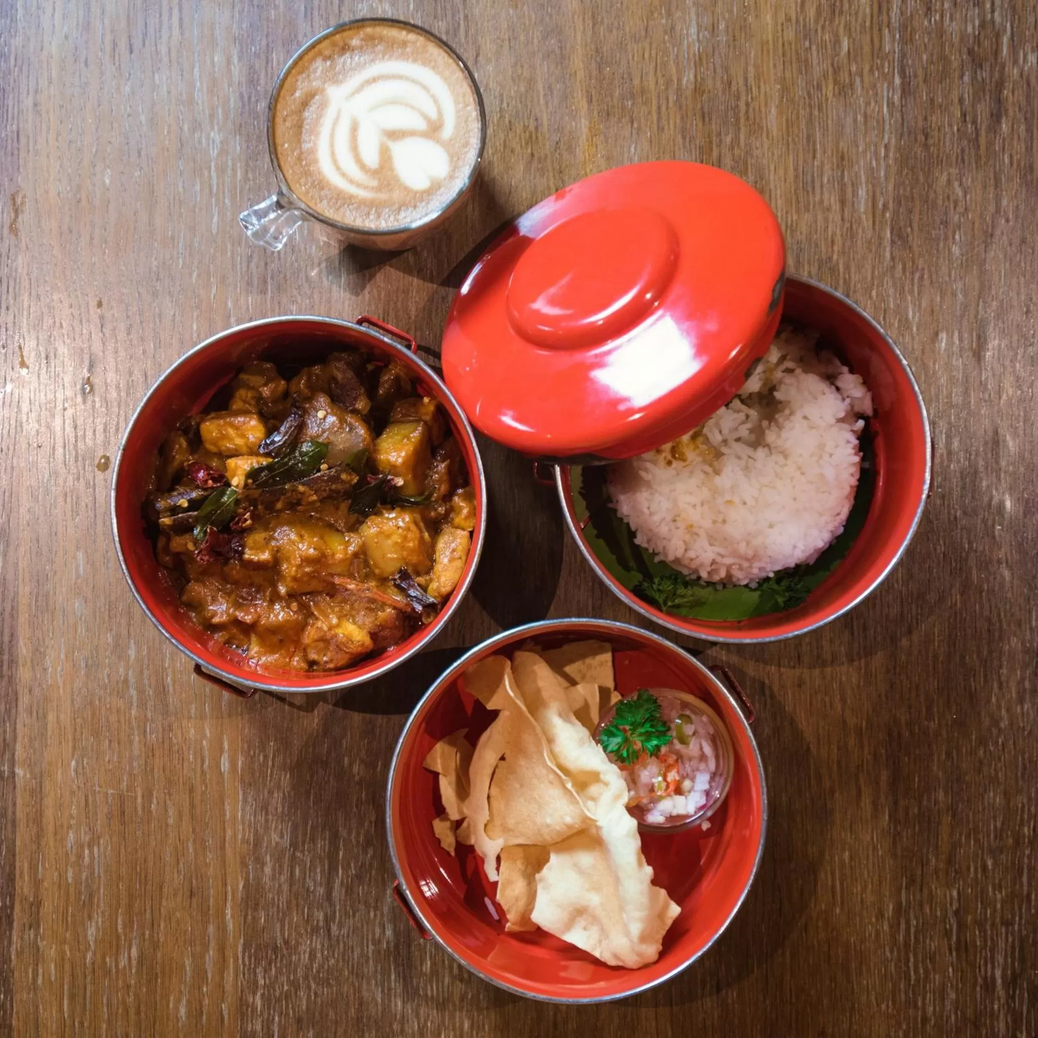 Food and drinks in Kim Haus Loft