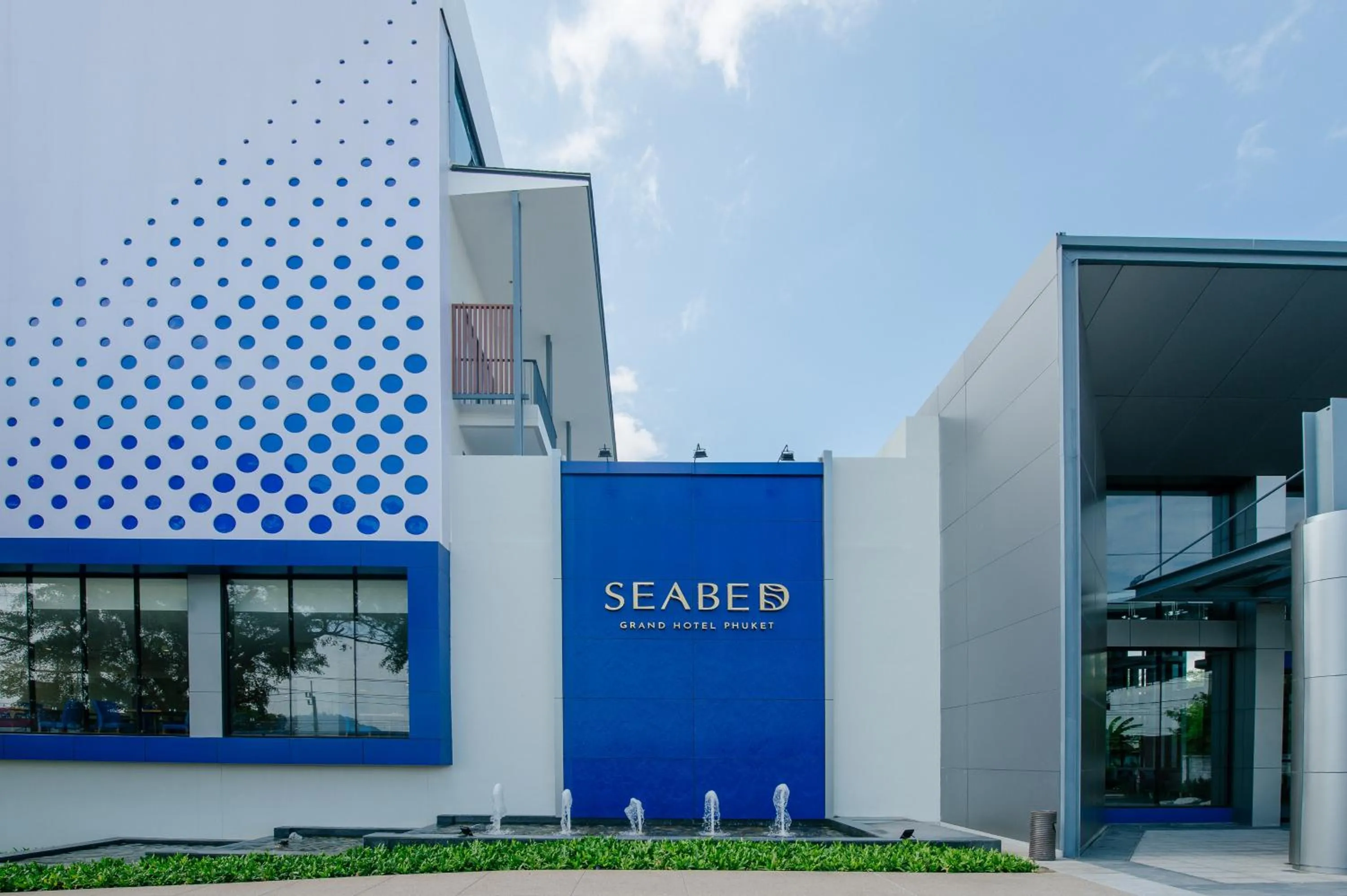 Facade/entrance in Seabed Grand Hotel Phuket - SHA Extra Plus